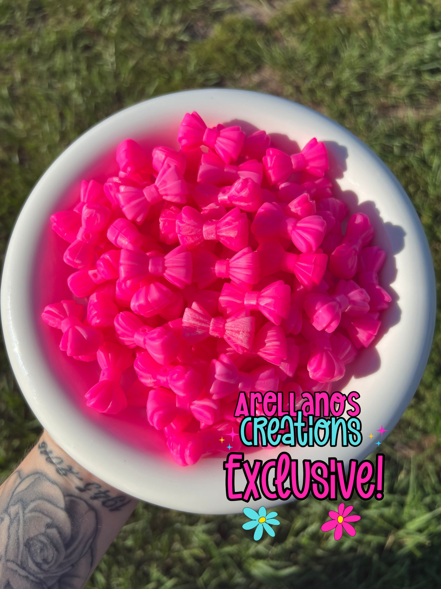 3D hot pink marble ribbed bow EXLUSIVE (discounted)
