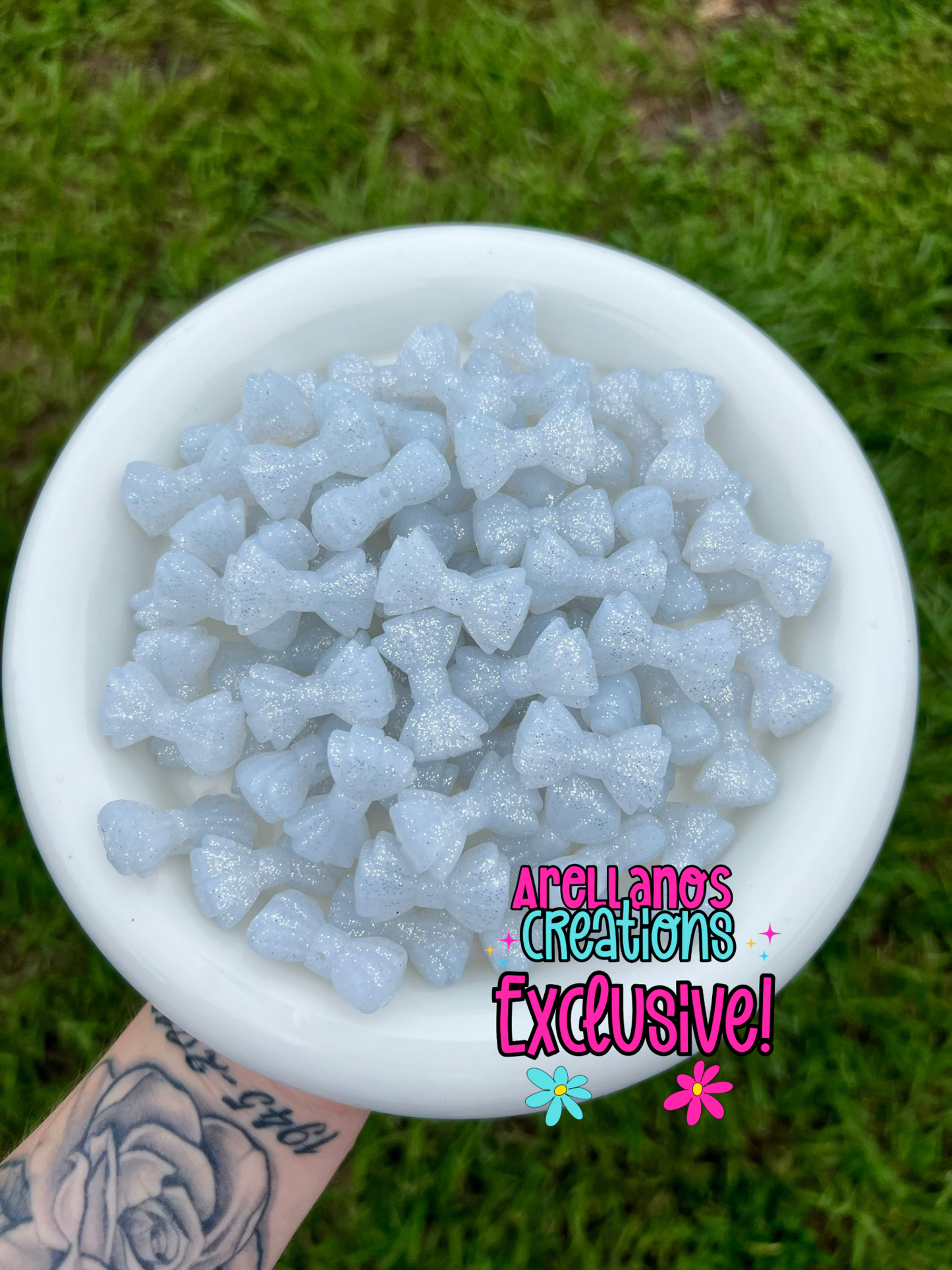 3D clear glitter ribbed bow EXCLUSIVE focal