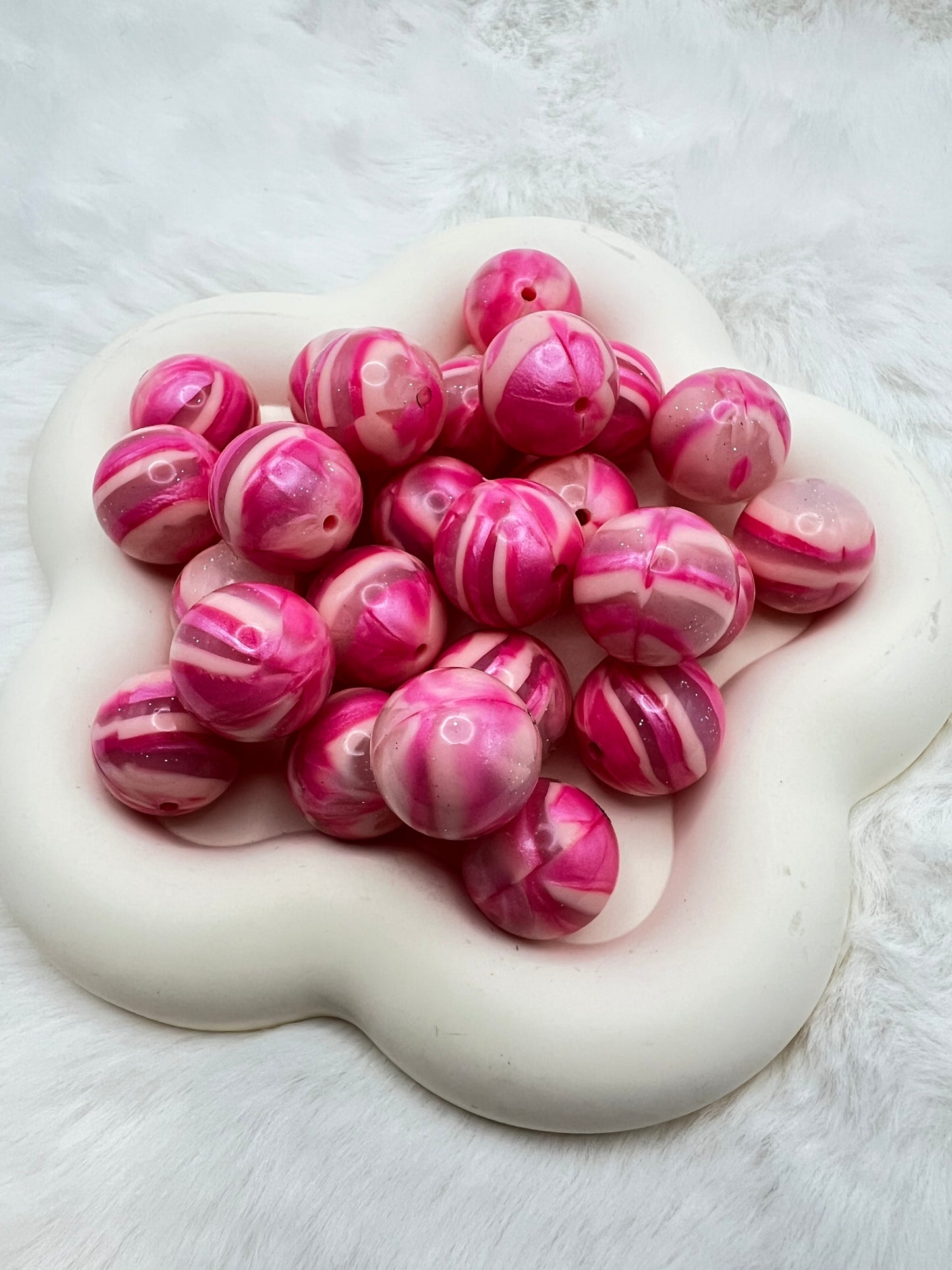 19mm creamy pink shiny silicone beads