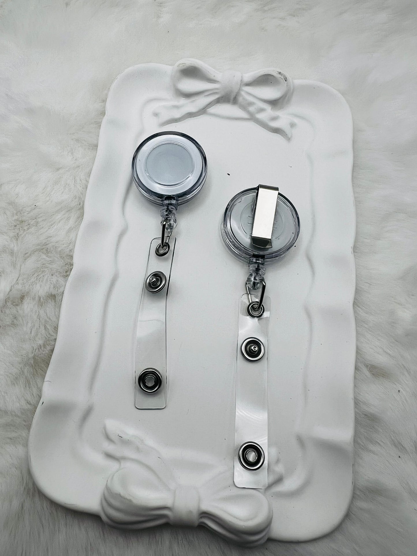 Regular badge reels (7 different colors)
