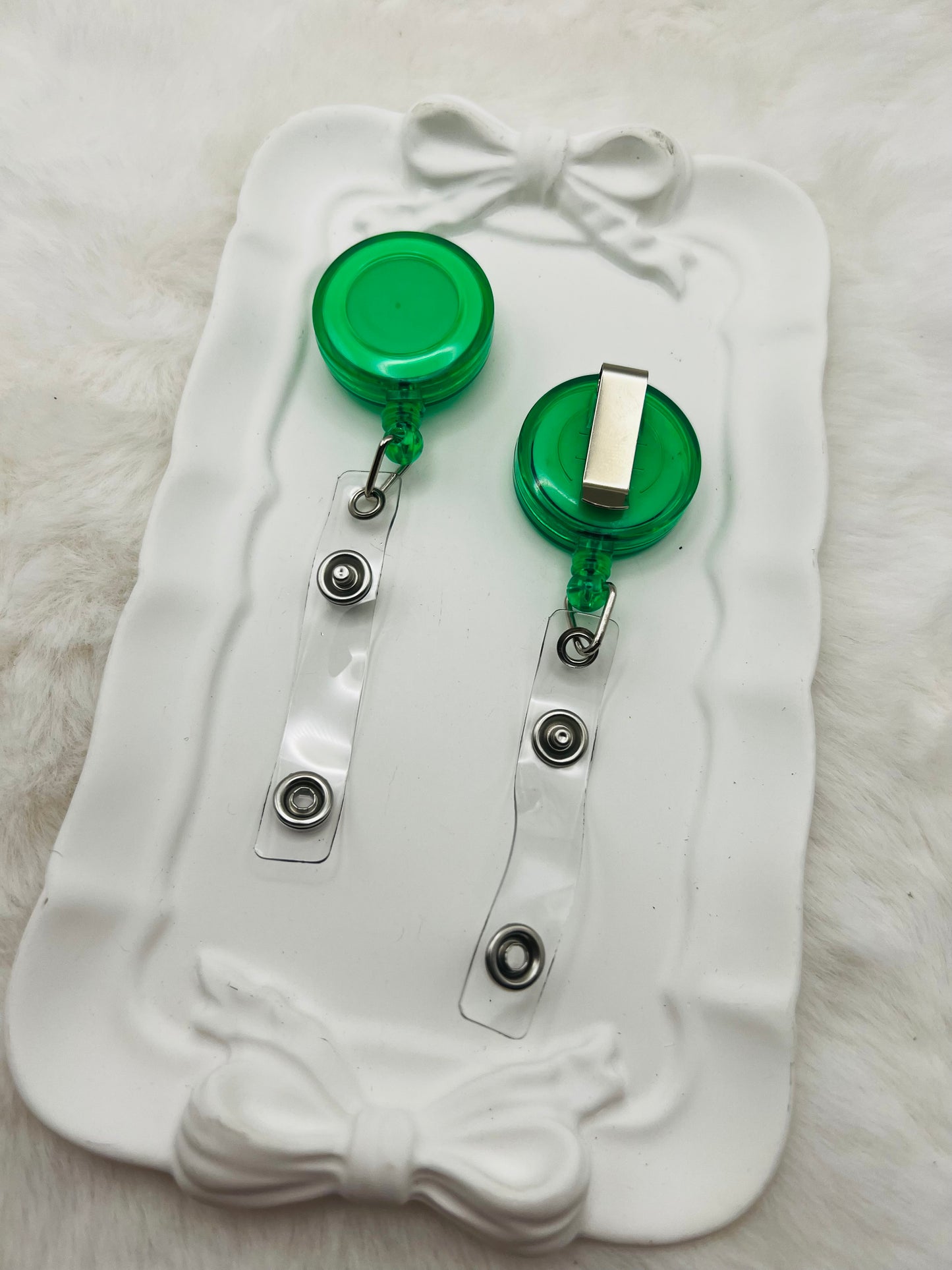 Regular badge reels (7 different colors)