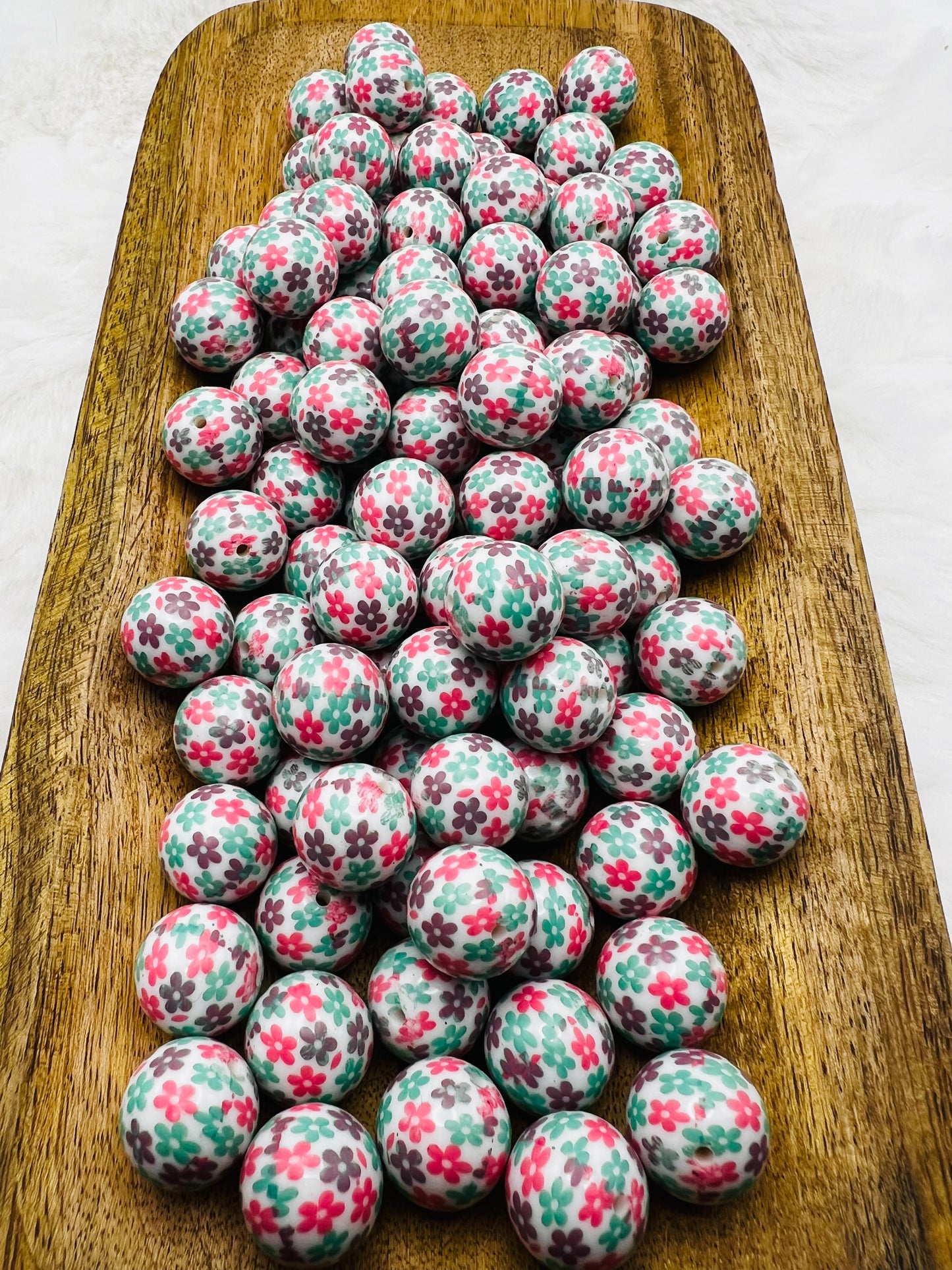 Colorful daisies 20mm bubblegum beads