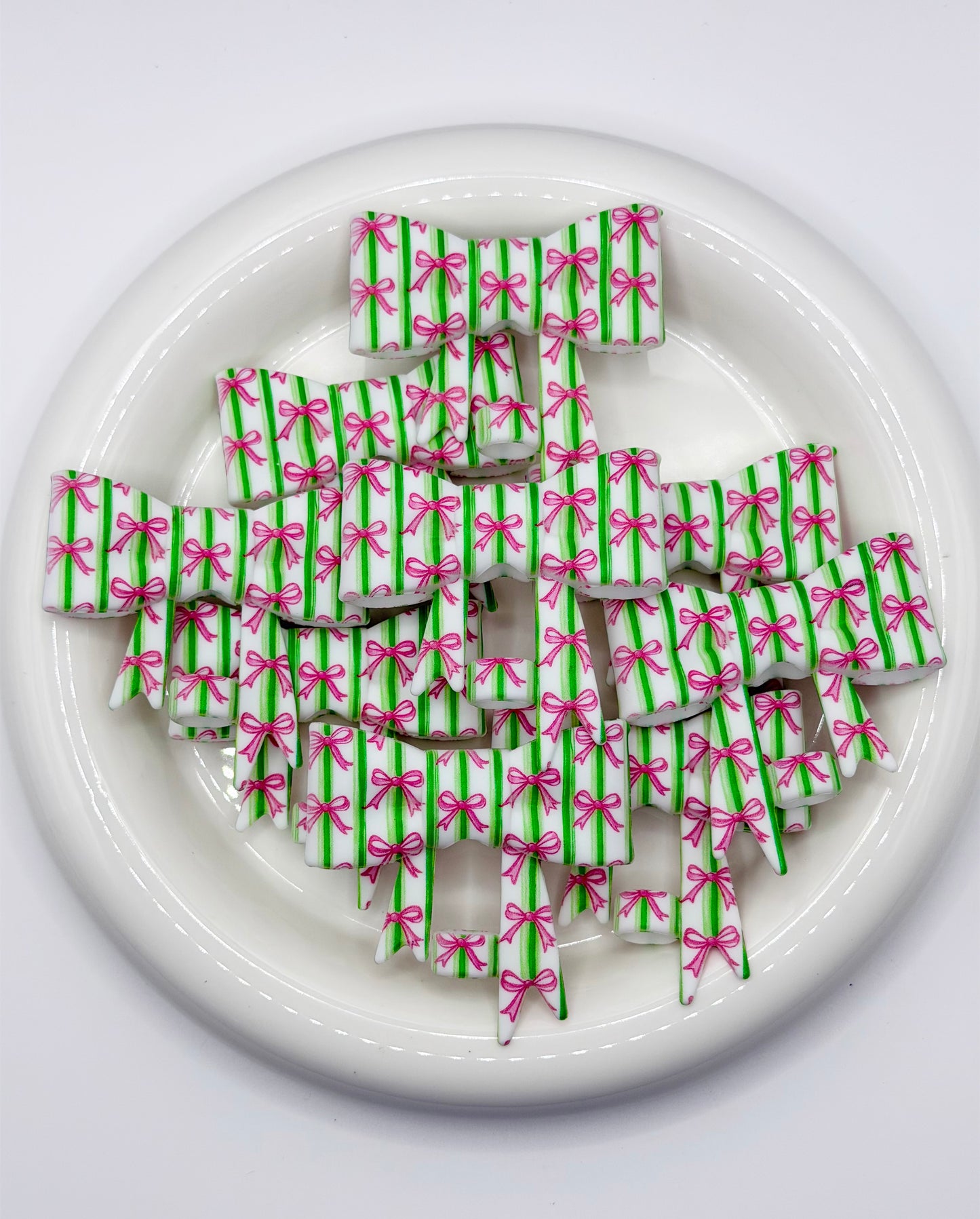 #214 Wrapped In Pink Large Bow Straw Topper (1ct)