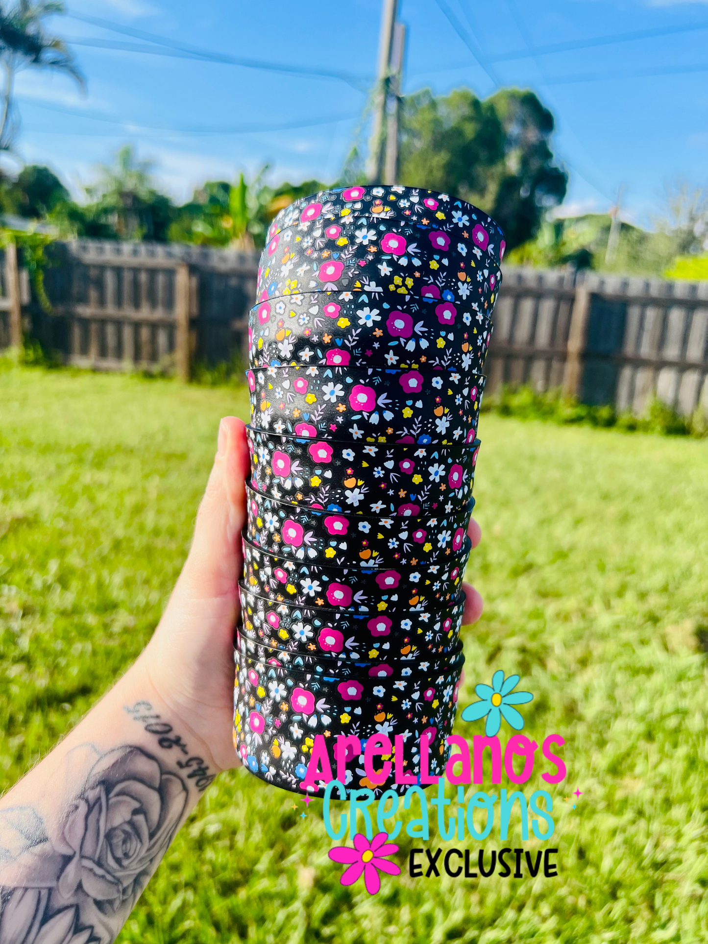 Midnight daisys - silicone tumbler boot EXCLUSIVE (black solid bottom)