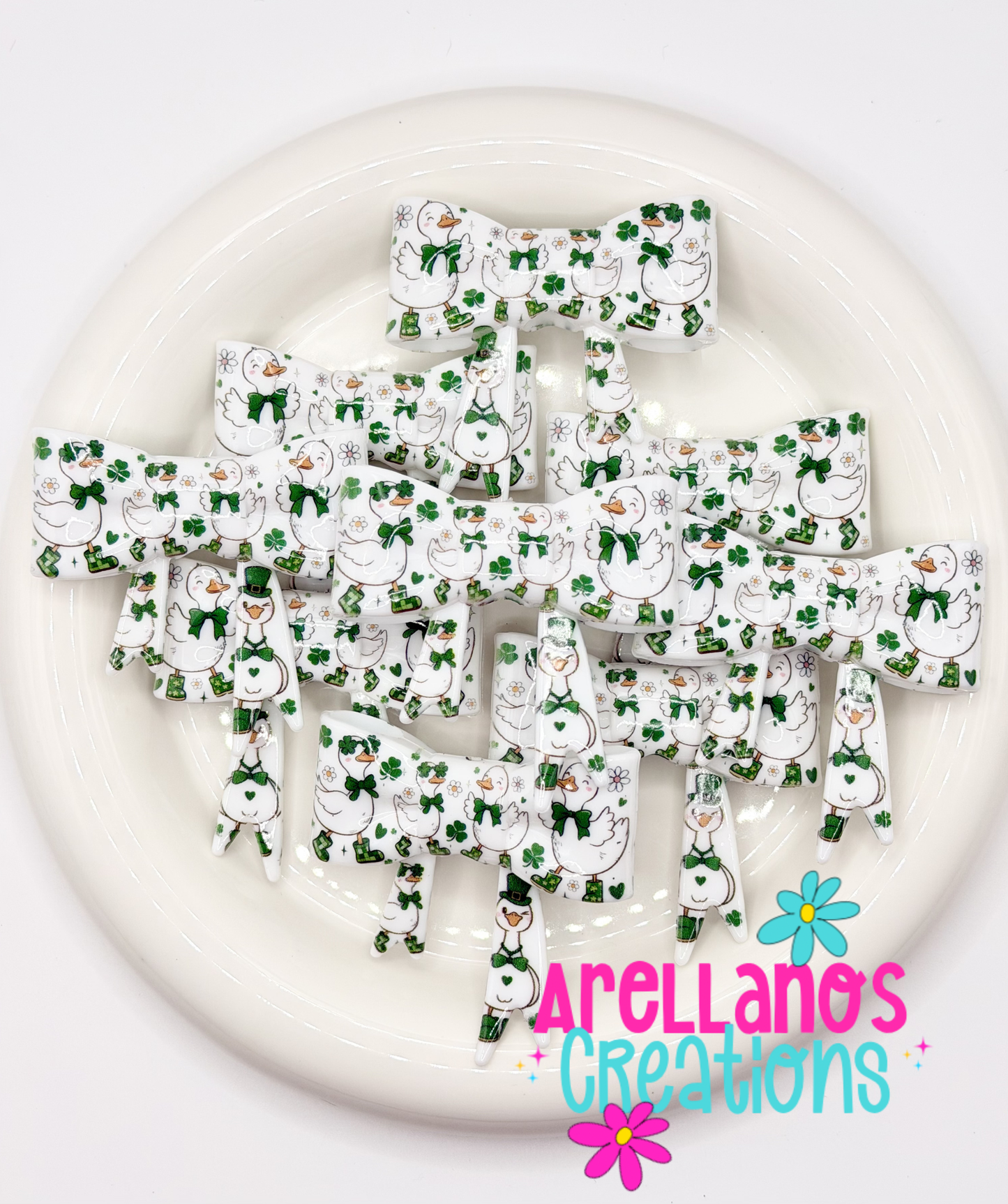 #219 Lucky Goose W/ Bow SHINY Large Bow Focal