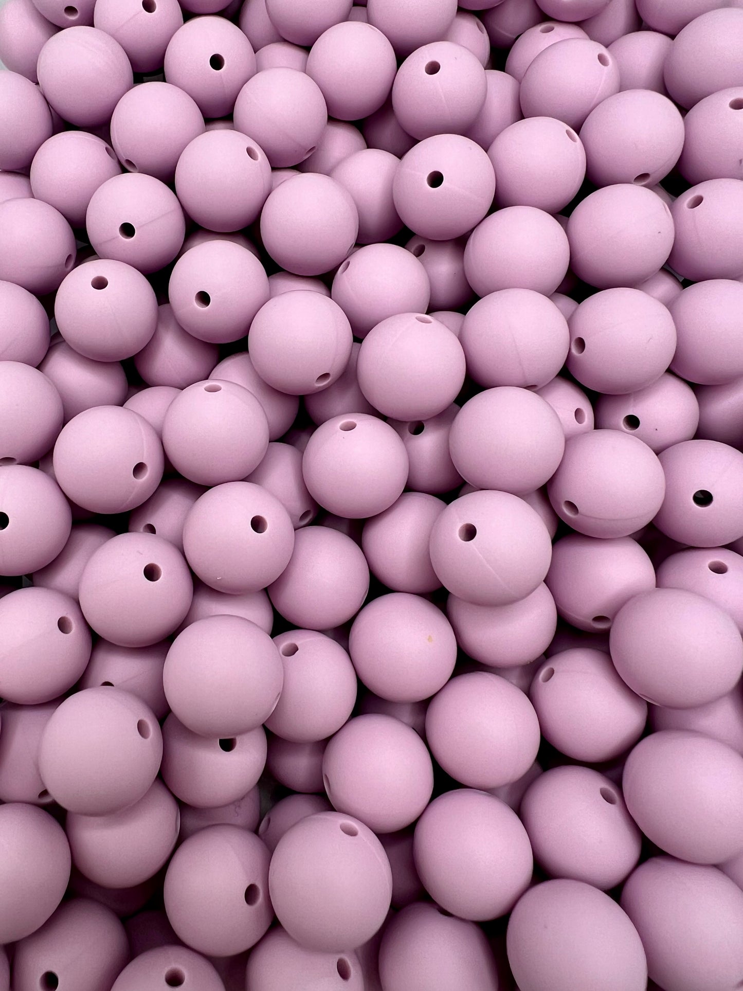 15mm lavender solid silicone beads