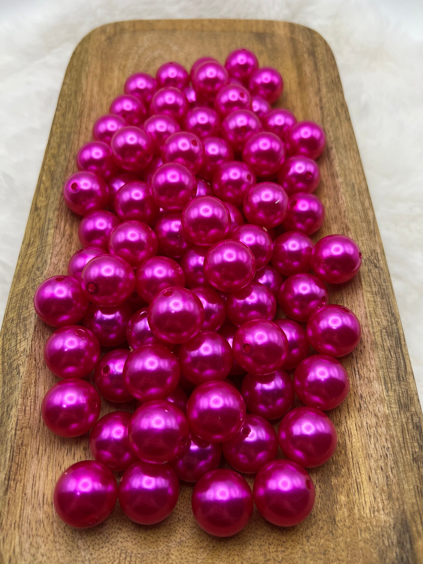 Dazzling pink 20mm shiny bubblegum beads