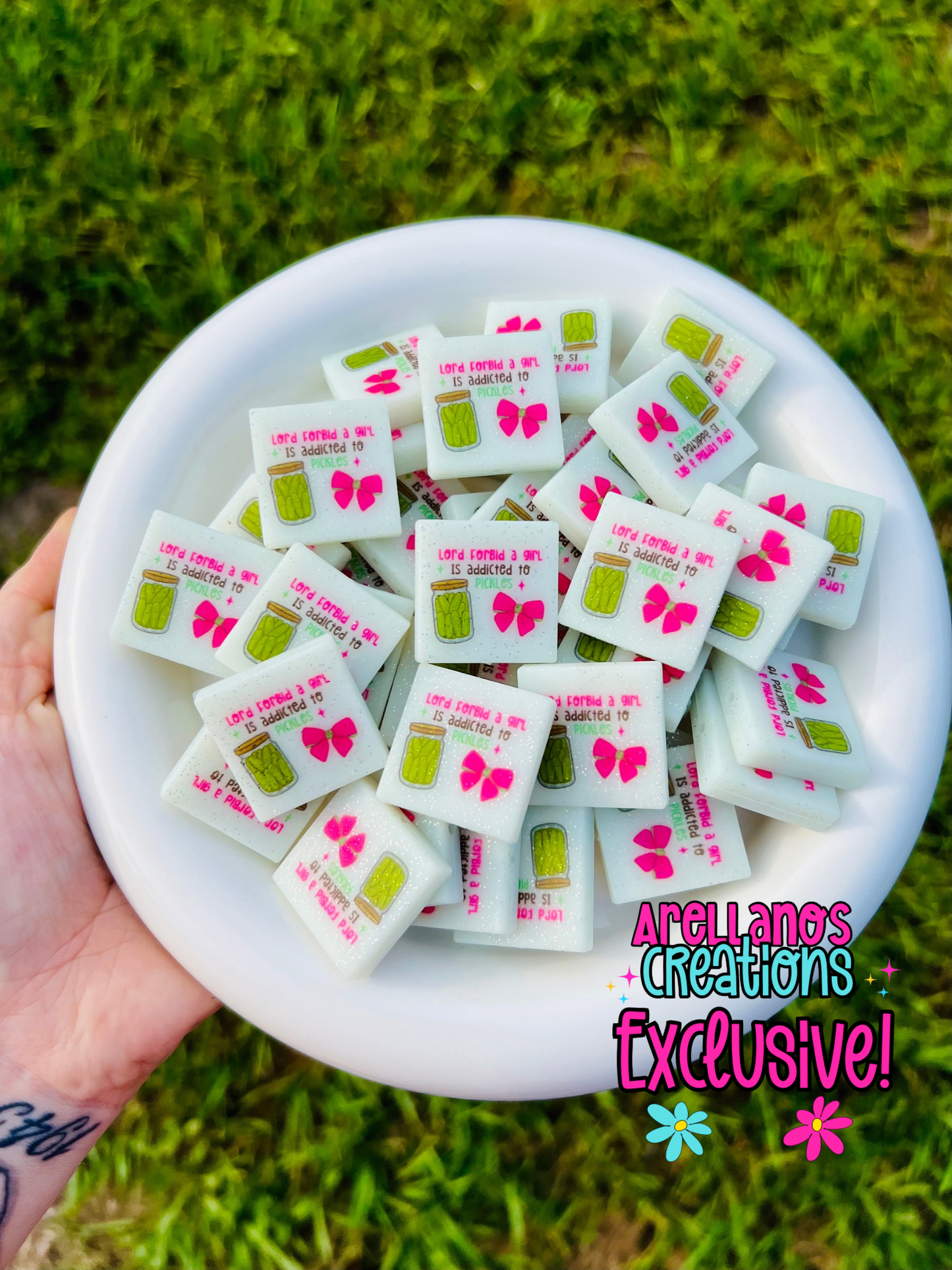Lord forbid a girl is addicted to pickles focal EXCLUSIVE (glow in the dark)