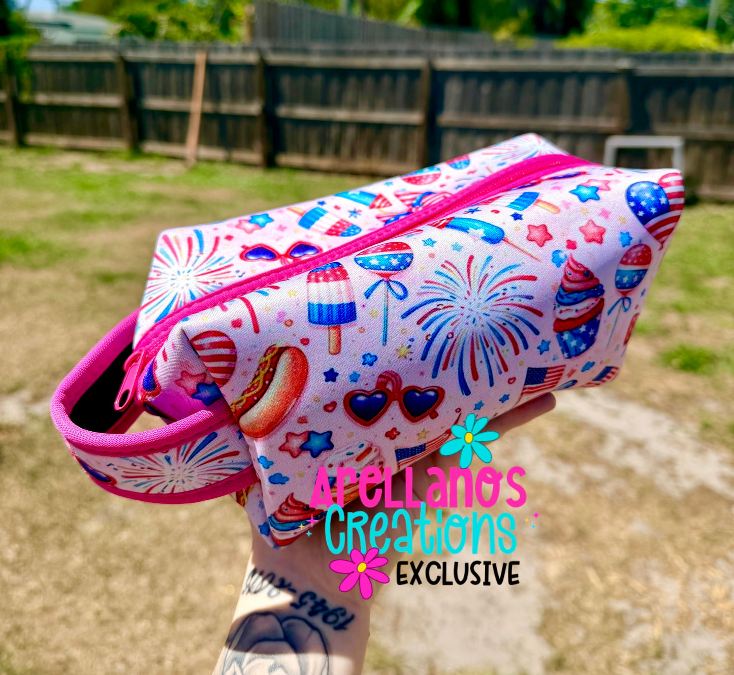 4th of July Fun Makeup Pouch (1ct) EXCLUSIVE