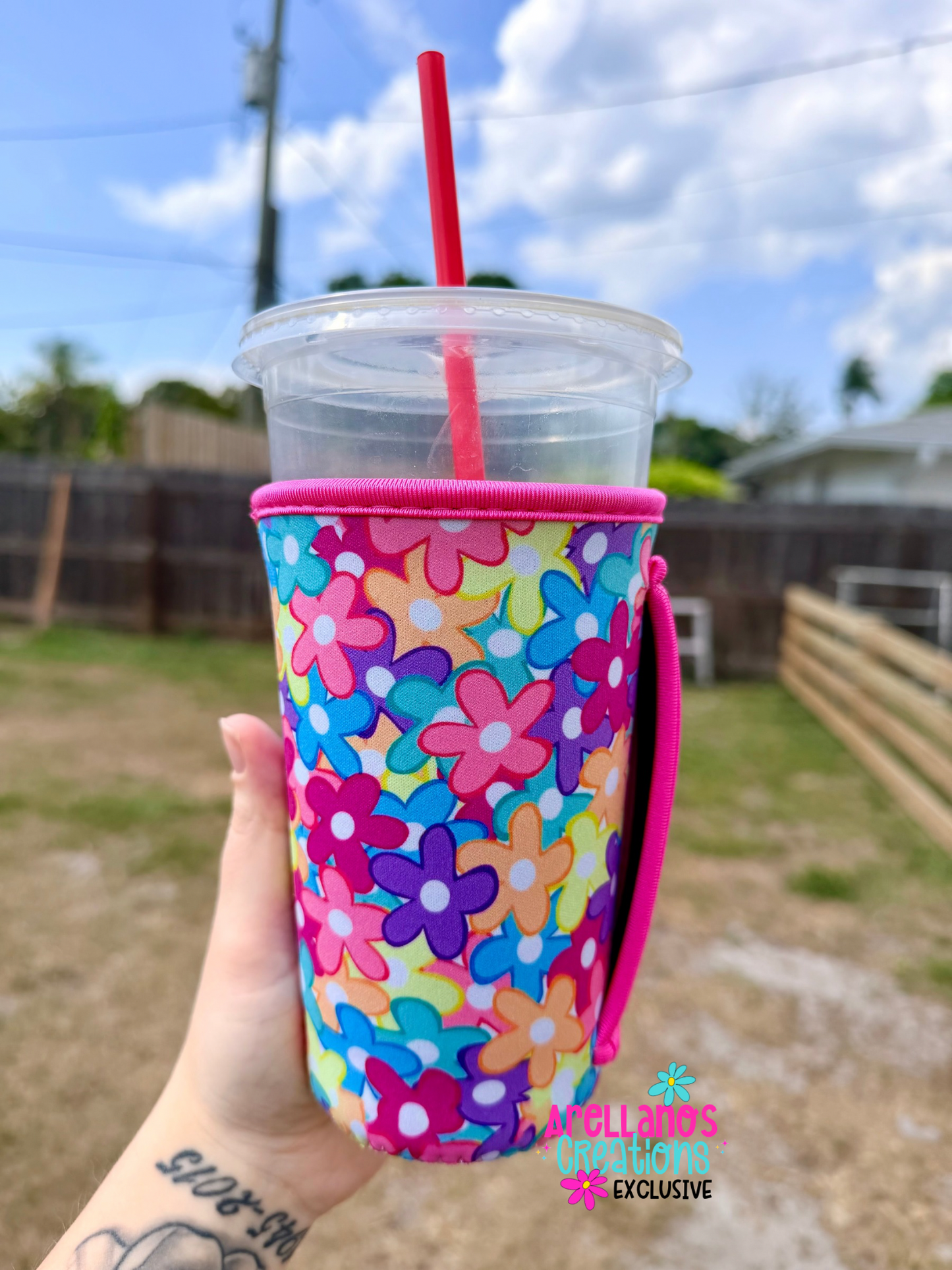 Rainbow Daisy Bliss Cup Koozie (1ct) EXCLUSIVE