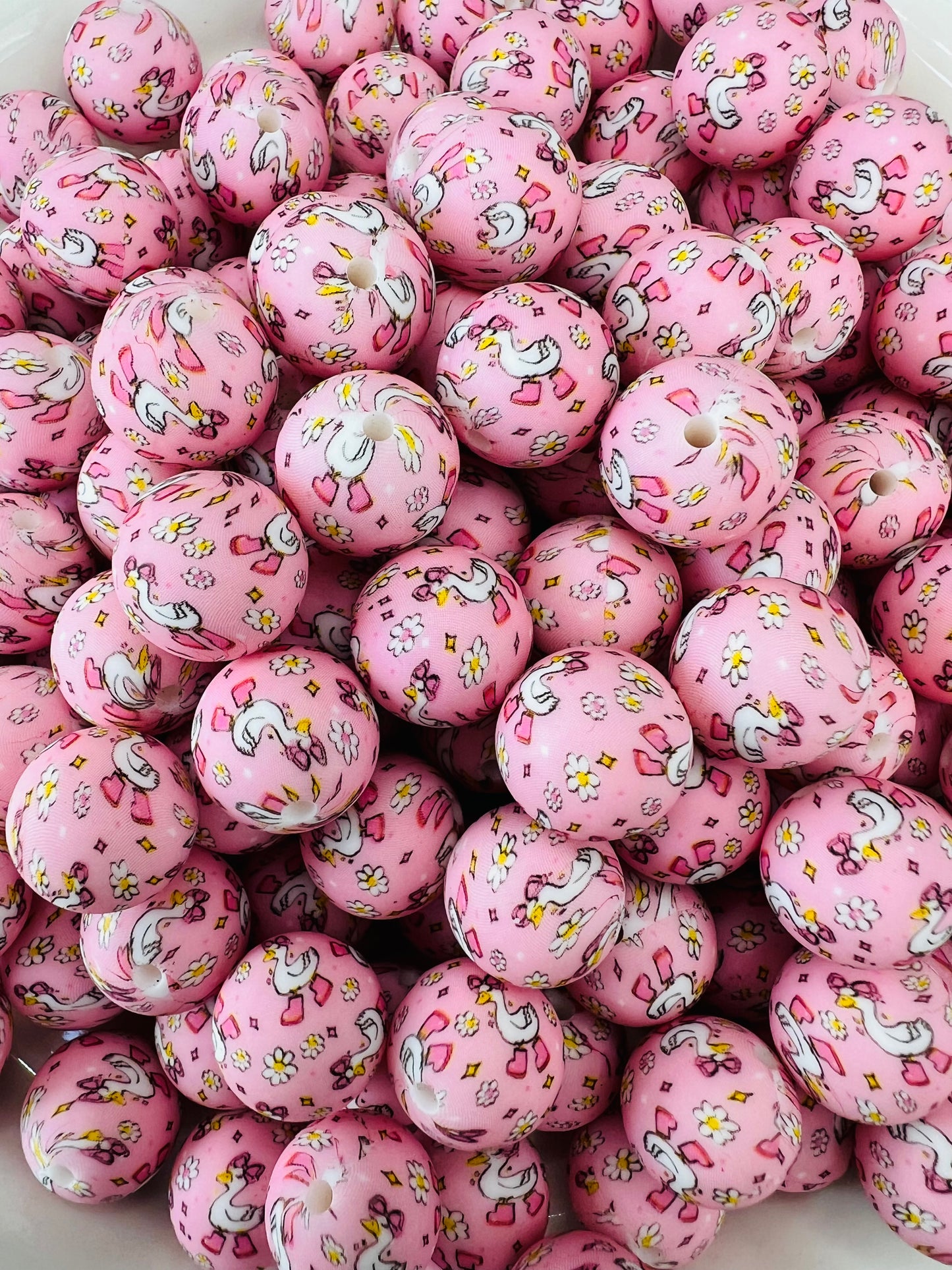 Daisy girly goose printed silicone beads (15mm or 19mm)