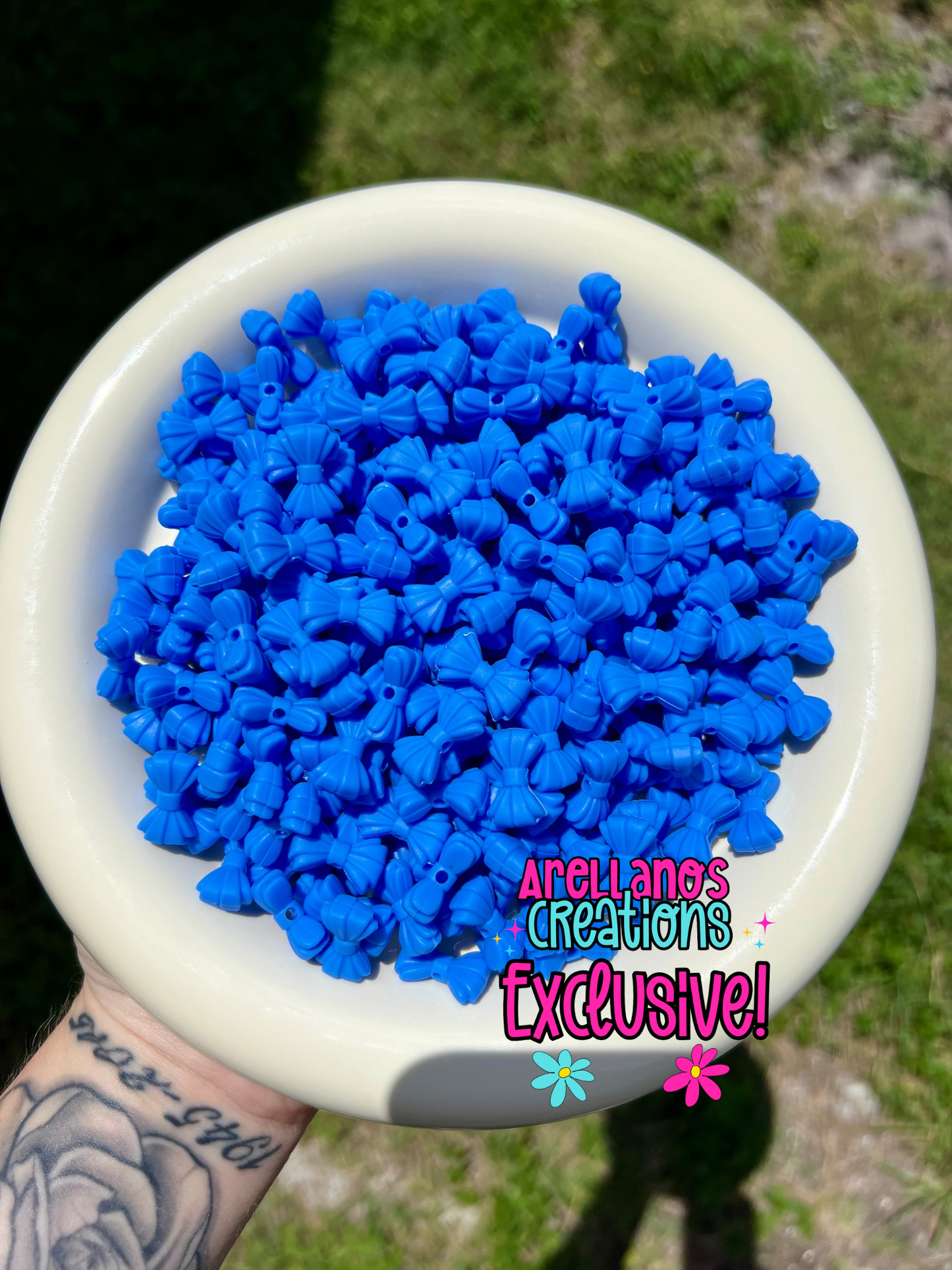 3D dodger blue ribbed bow EXCLUSIVE focal