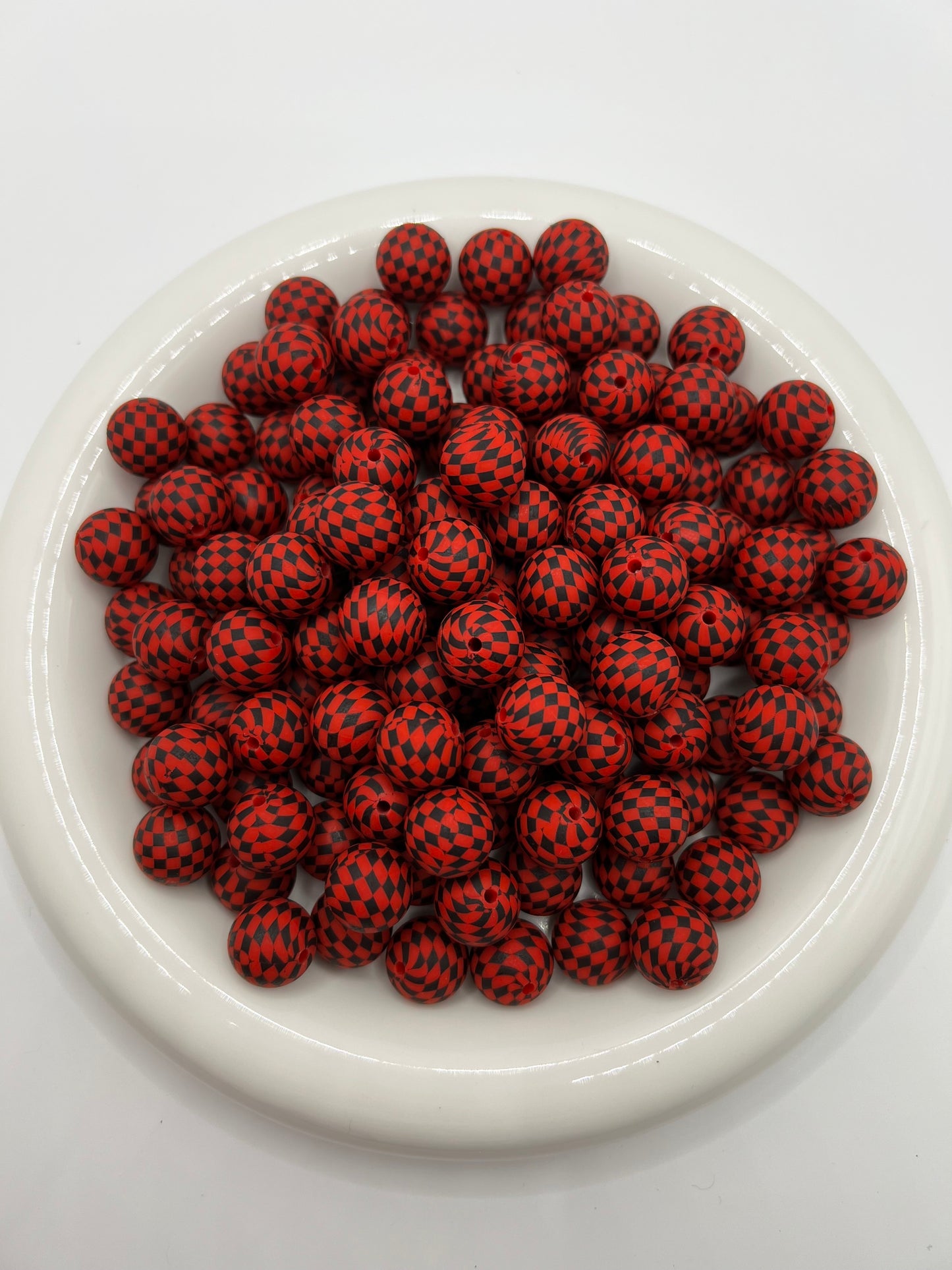 15mm red & black checkered silicone beads