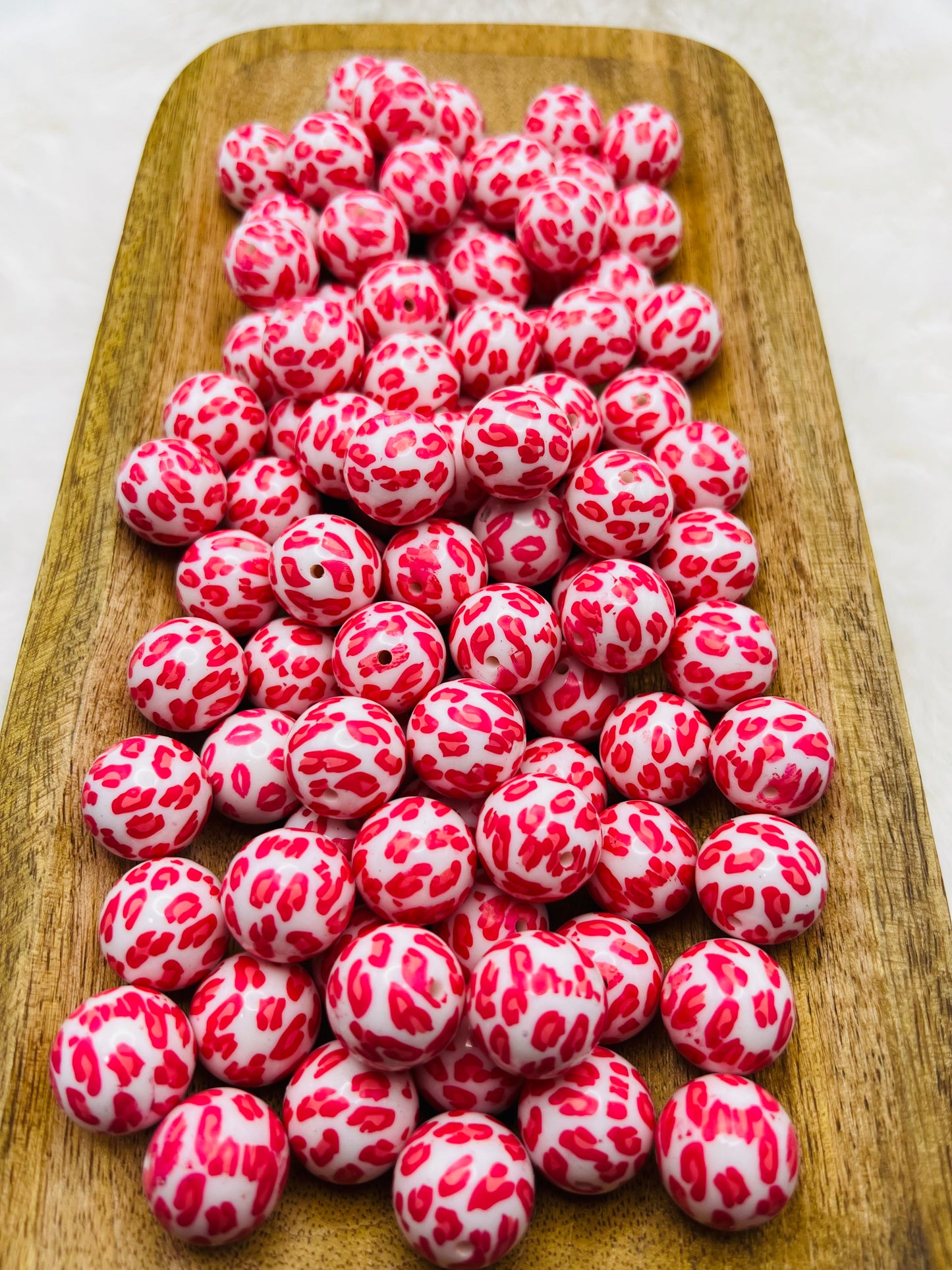 Hot pink cheetah print 20mm bubblegum beads