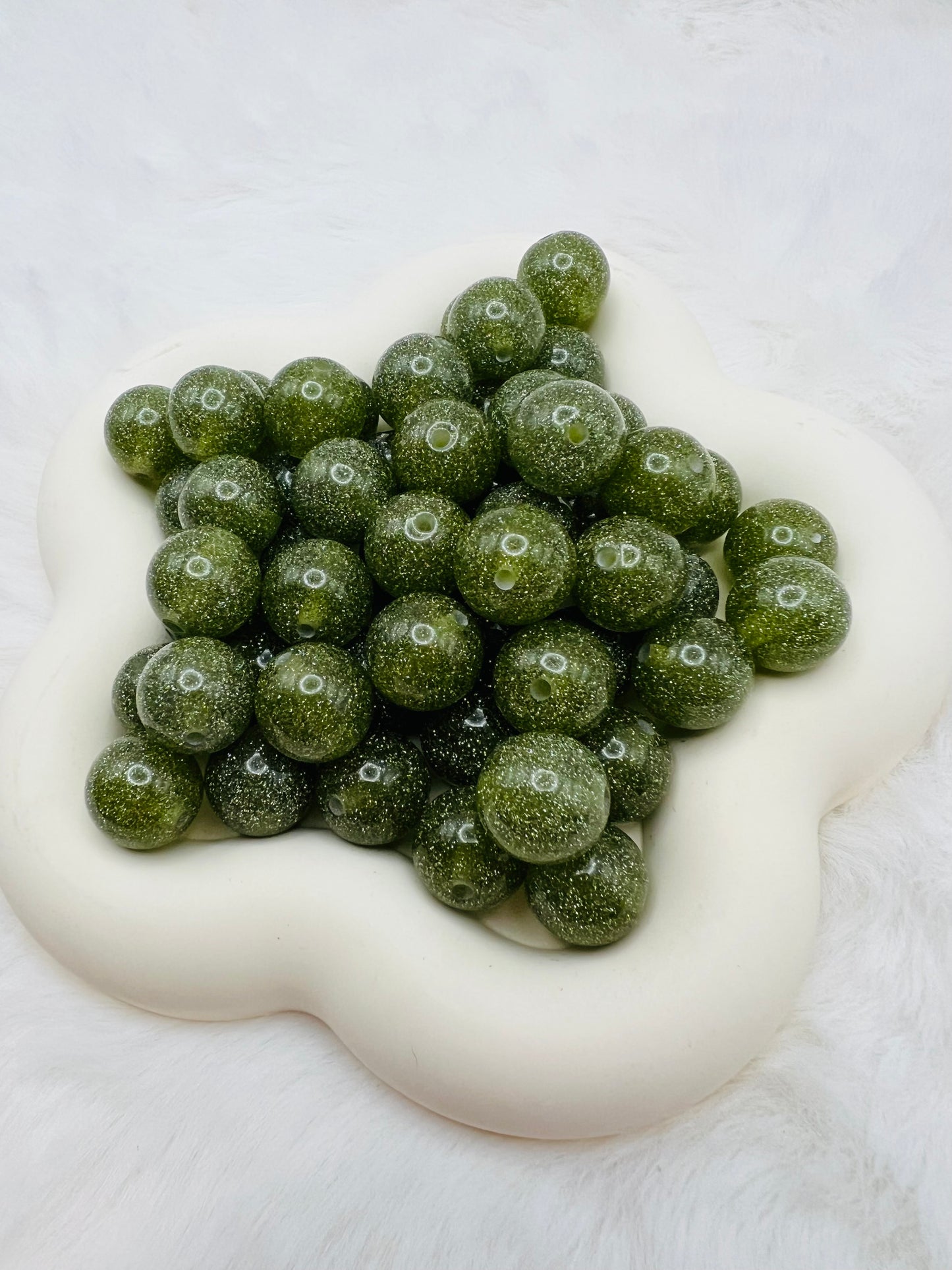 15mm holy glitter acrylic beads (4 different colors)