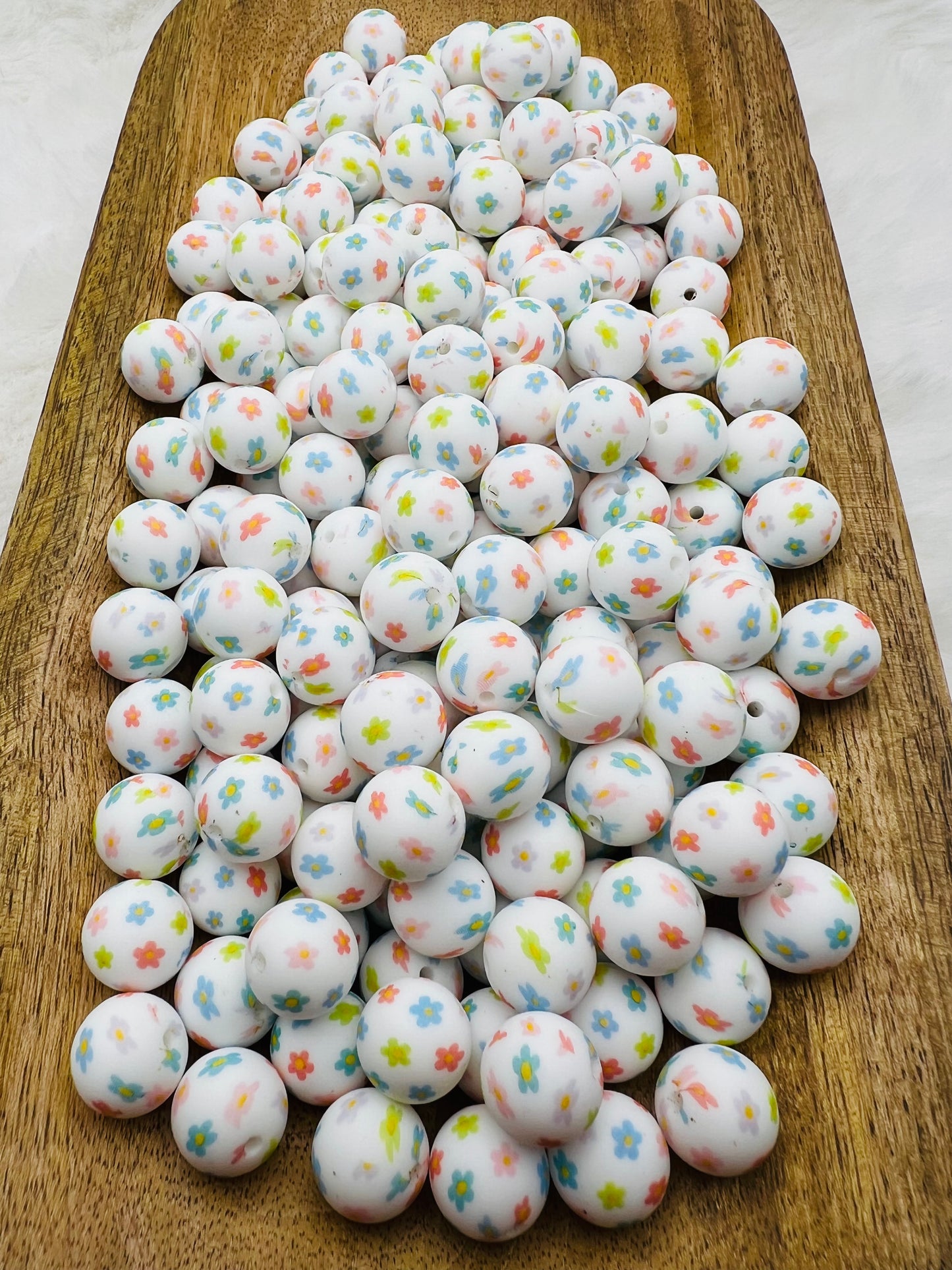15mm pastel daisies silicone beads