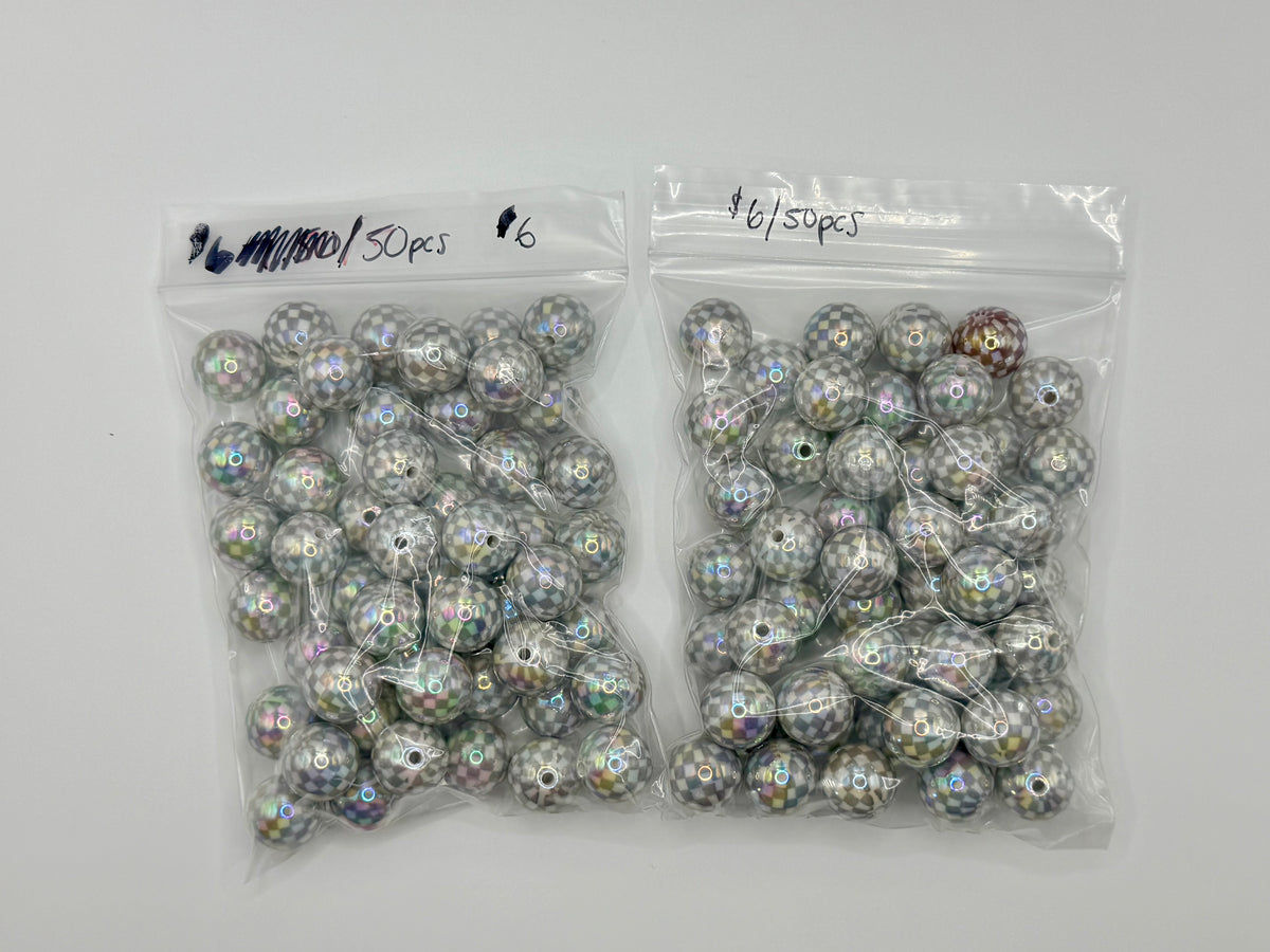 16mm gray checkered acrylic beads 50ct
