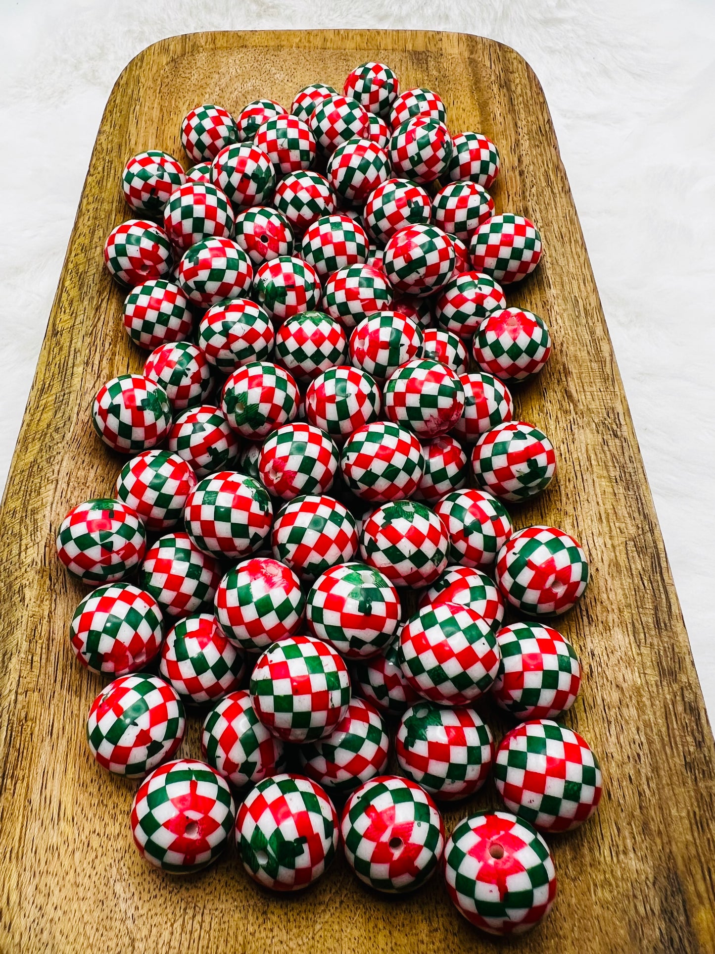 Red & green checkered 20mm bubblegum beads
