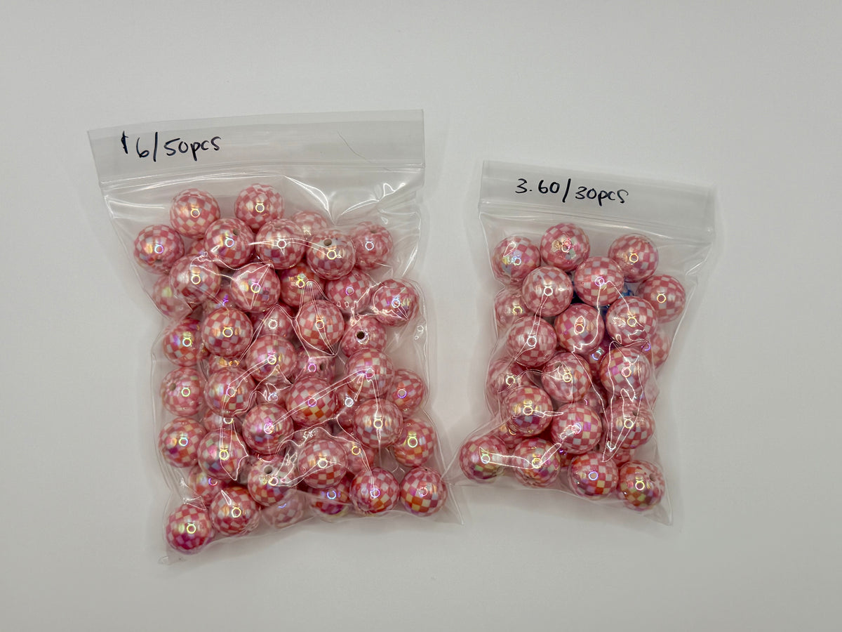 16mm pink checkered acrylic bead packs