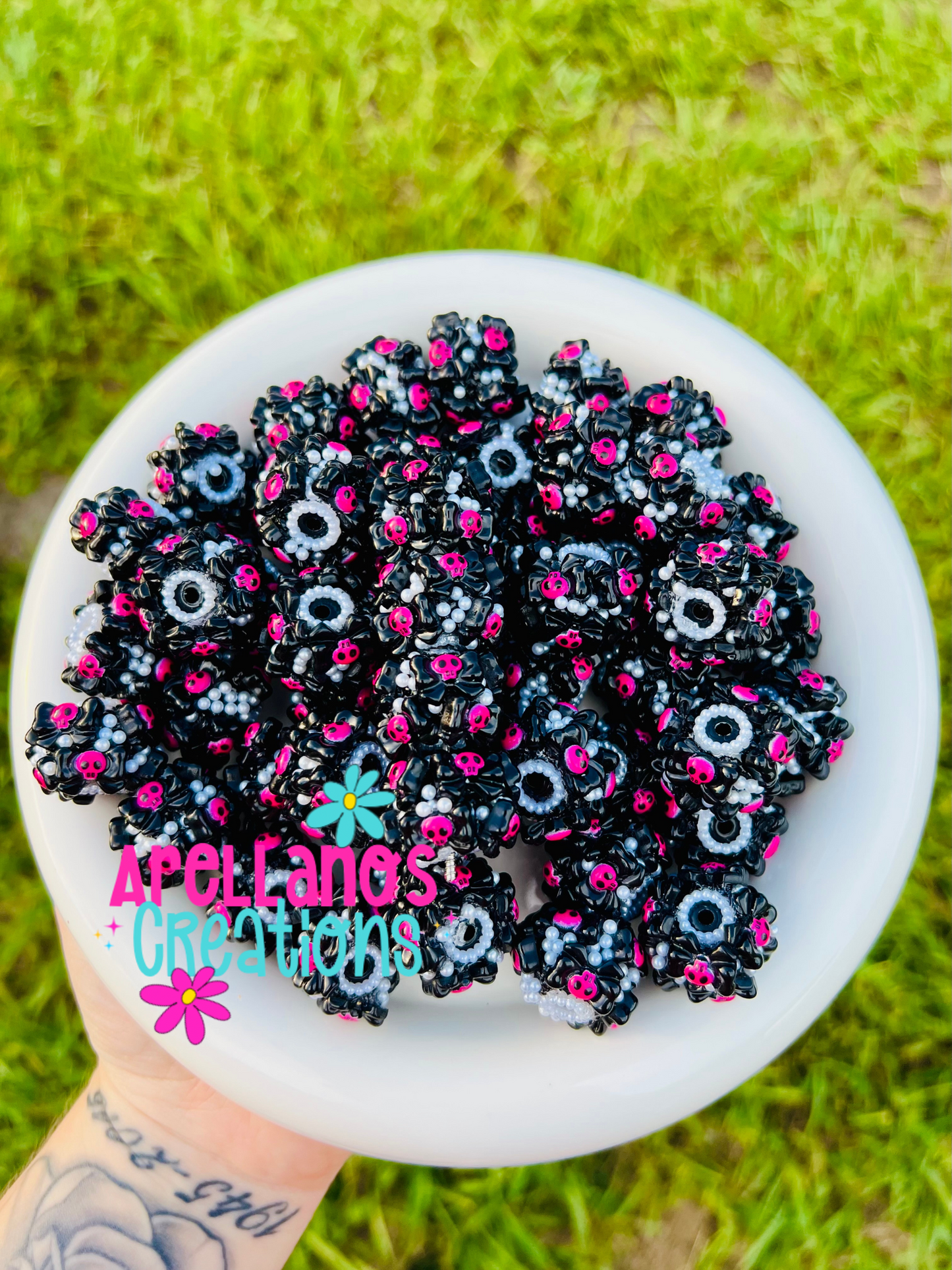 18mm hot pink skully bows - fancy spooky beads