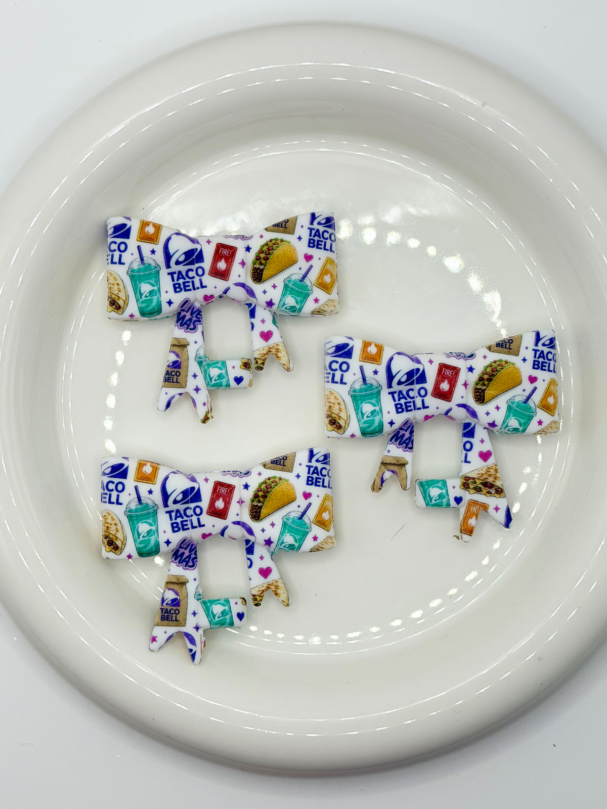 #312 Baja Cravings large bow straw topper (1ct)