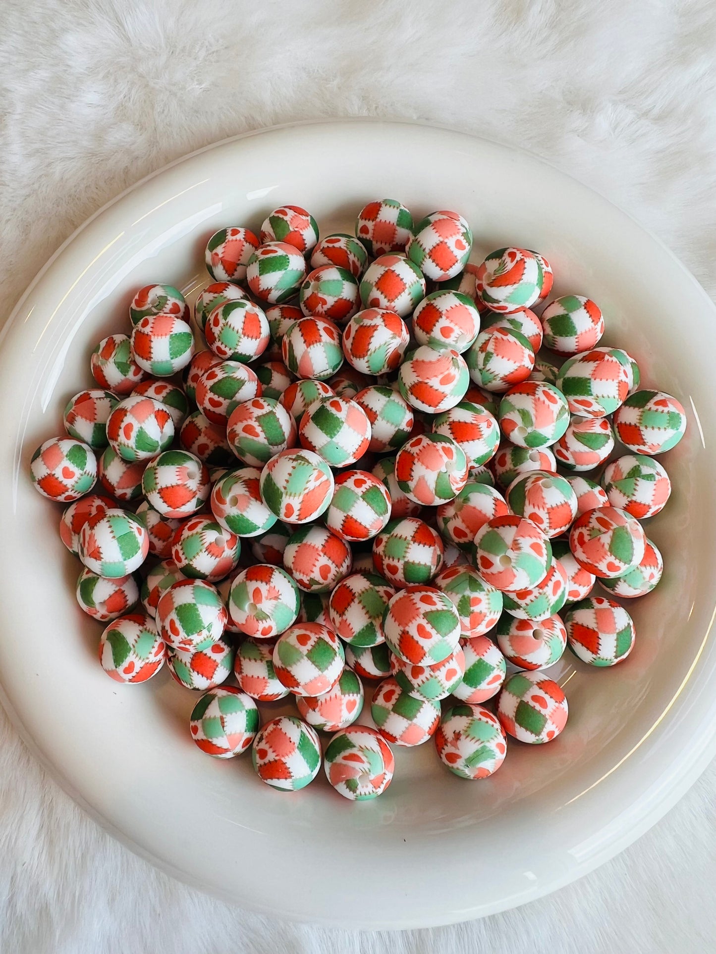 15mm red & green patches printed silicone beads