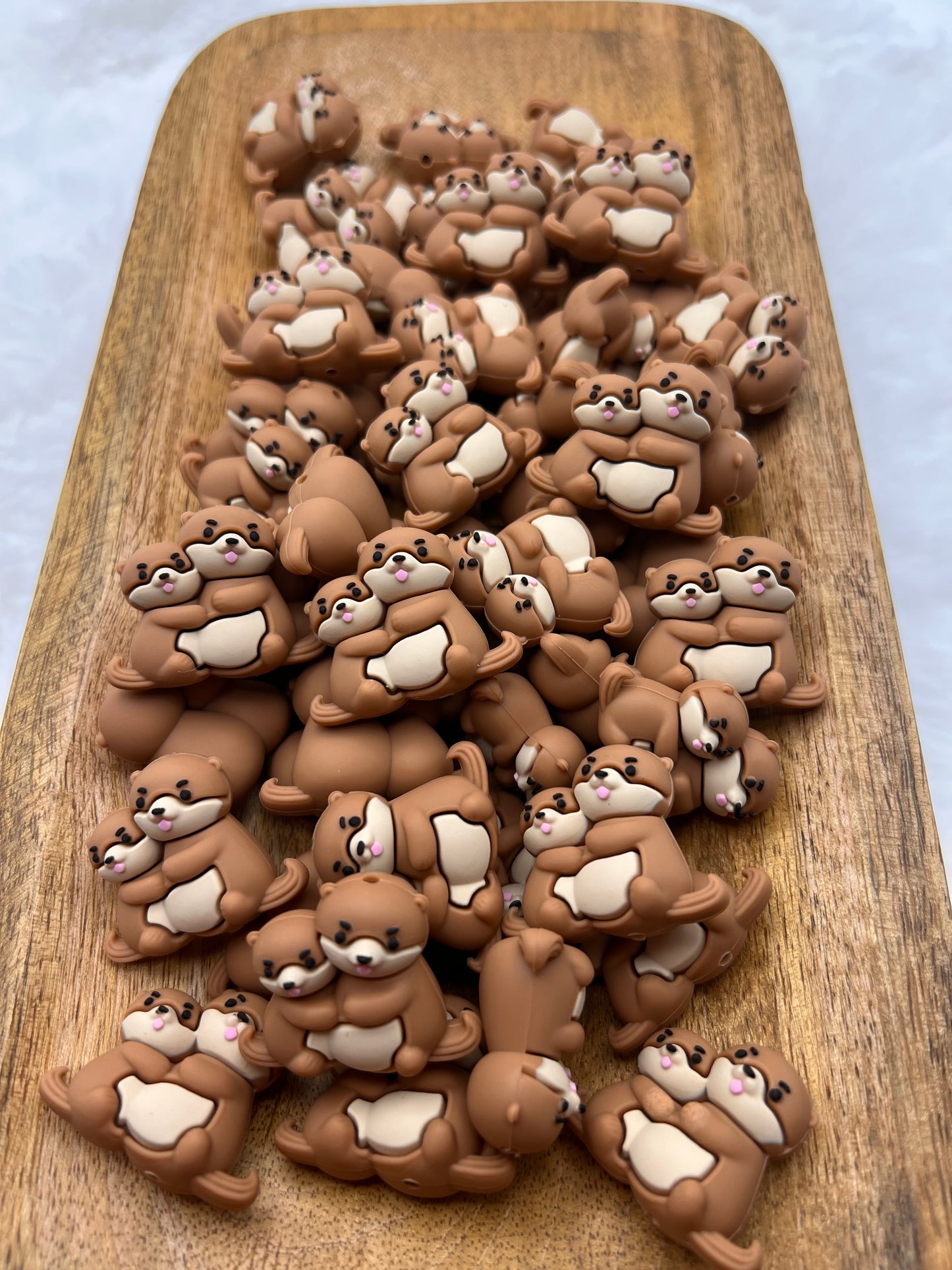 3D mama otter & baby focal