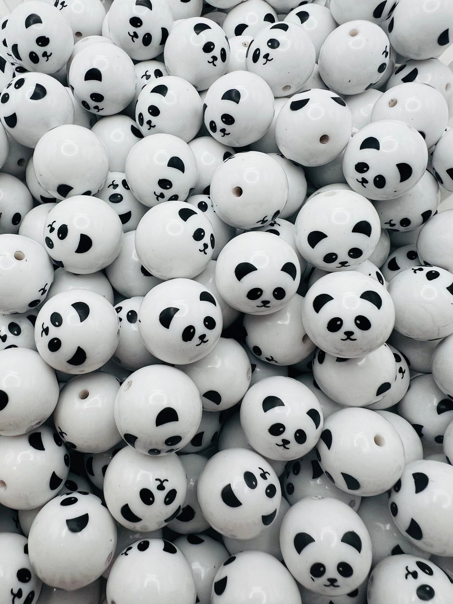 20mm panda bubblegum beads
