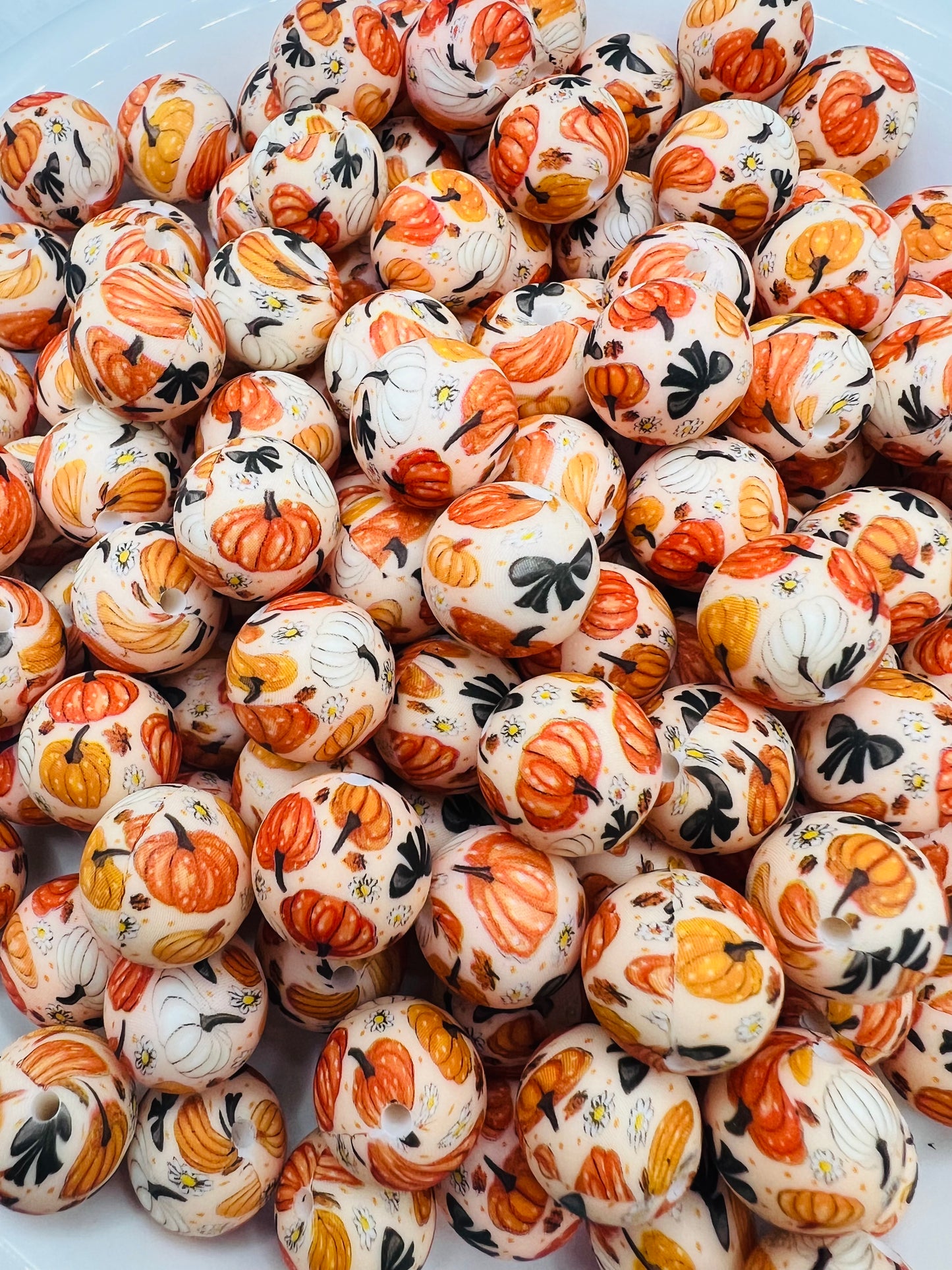 Pumpkin patch bows printed silicone beads (15mm or 19mm)