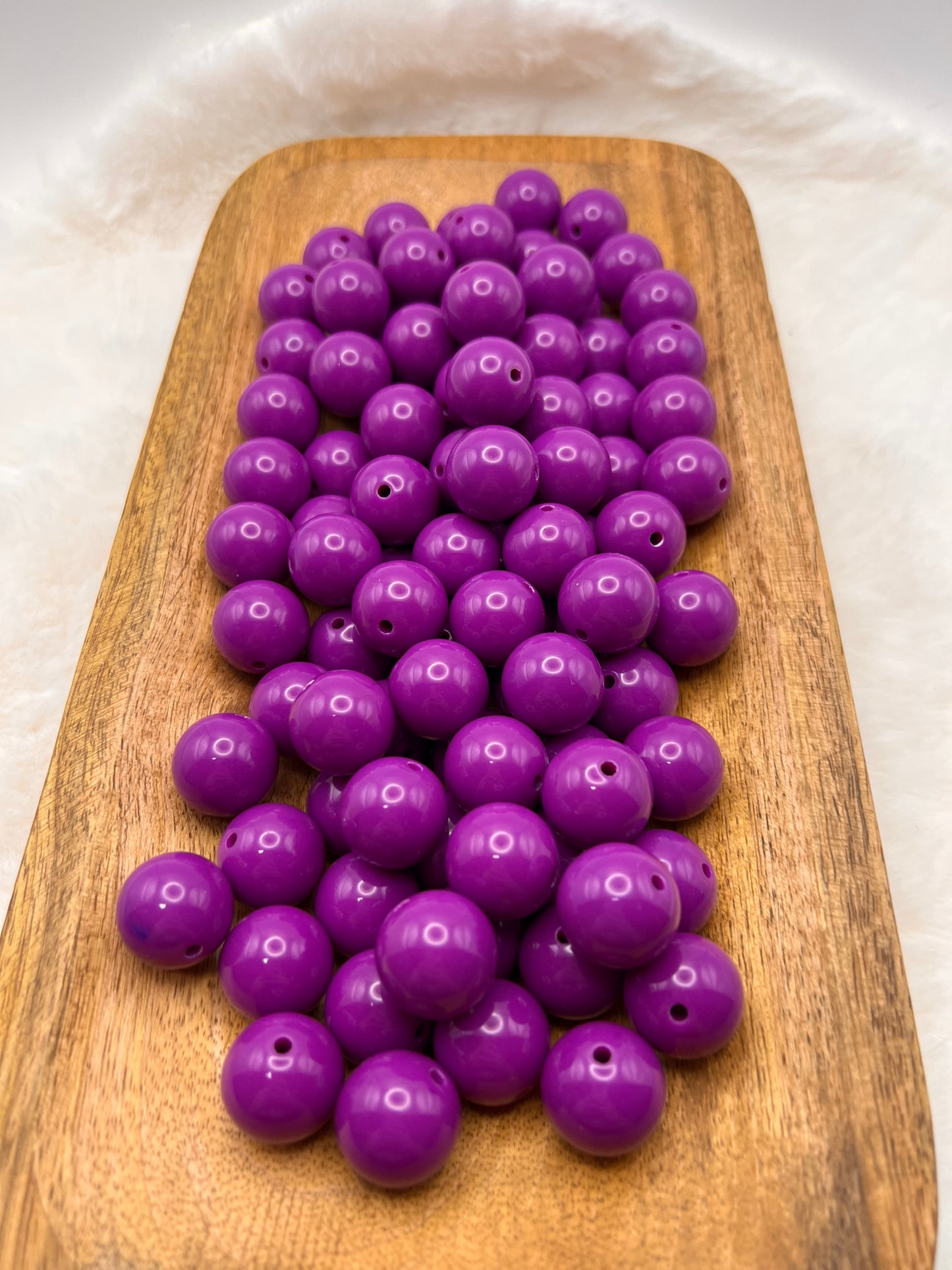 Grape 20mm solid bubblegum beads