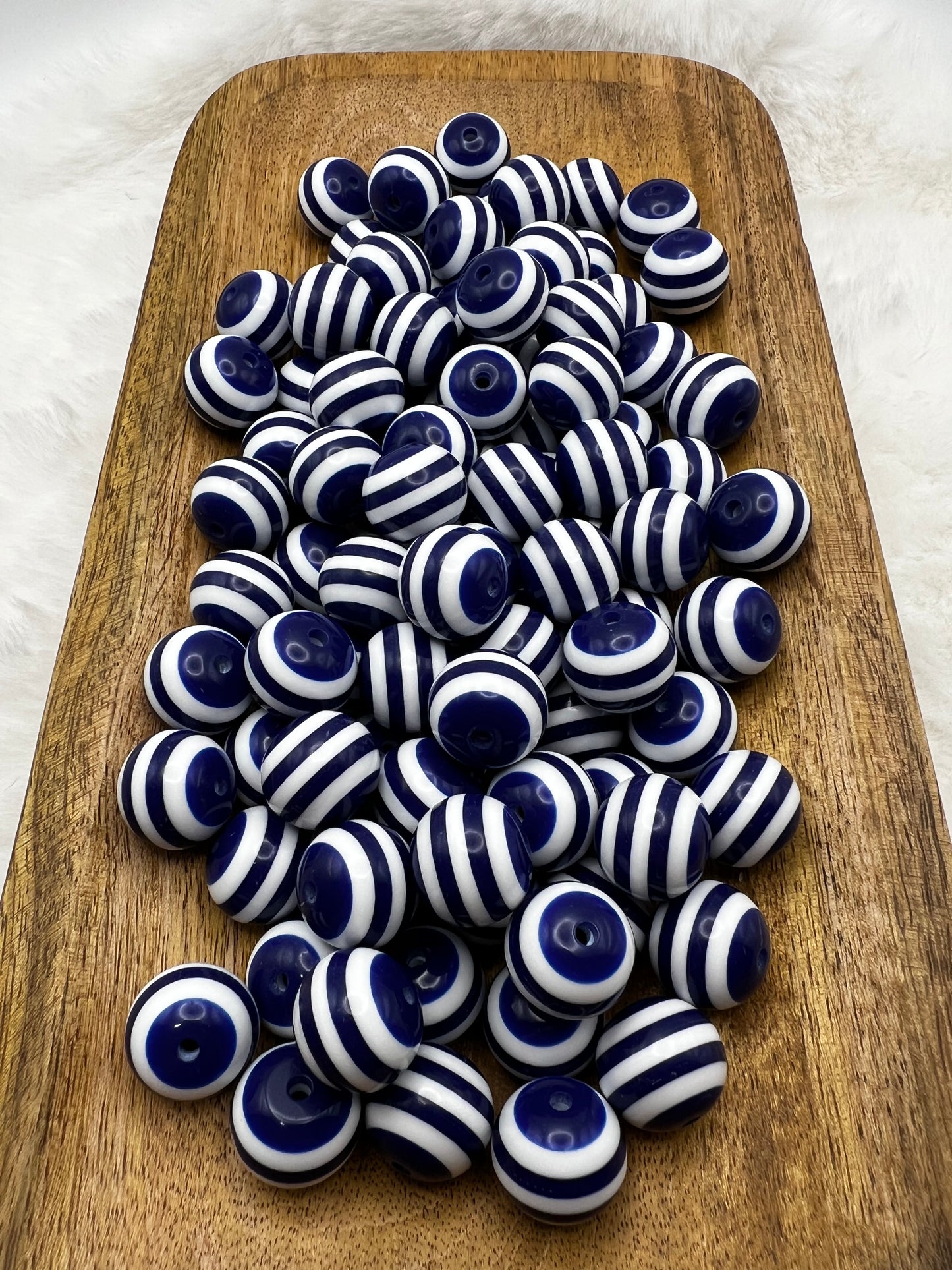 Navy blue & white striped 20mm bubblegum beads