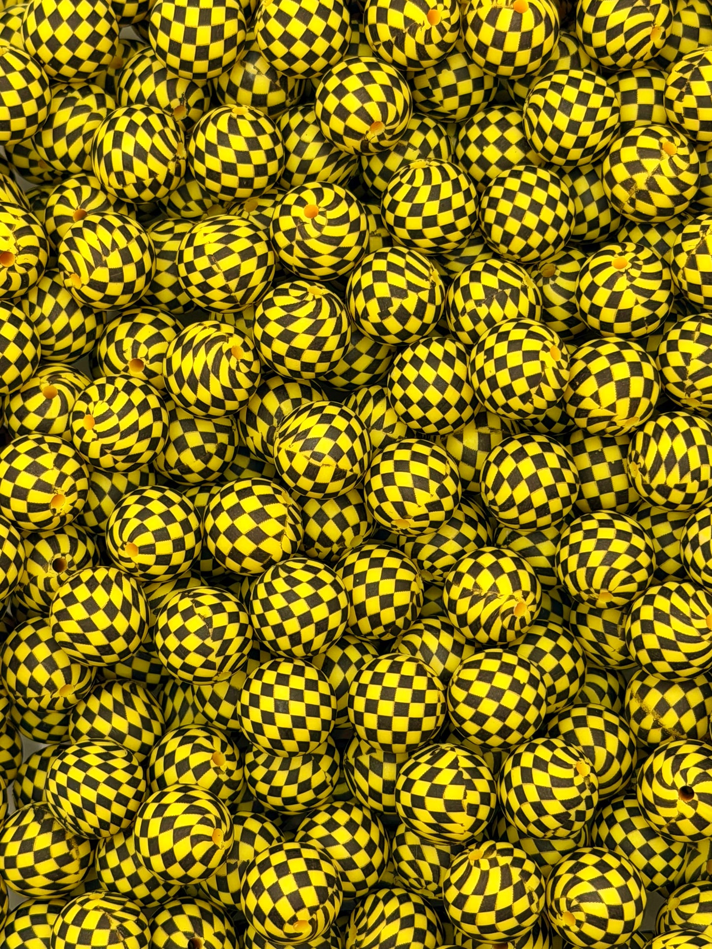 SP-233 15mm Yellow Checkered Silicone Beads (1ct)