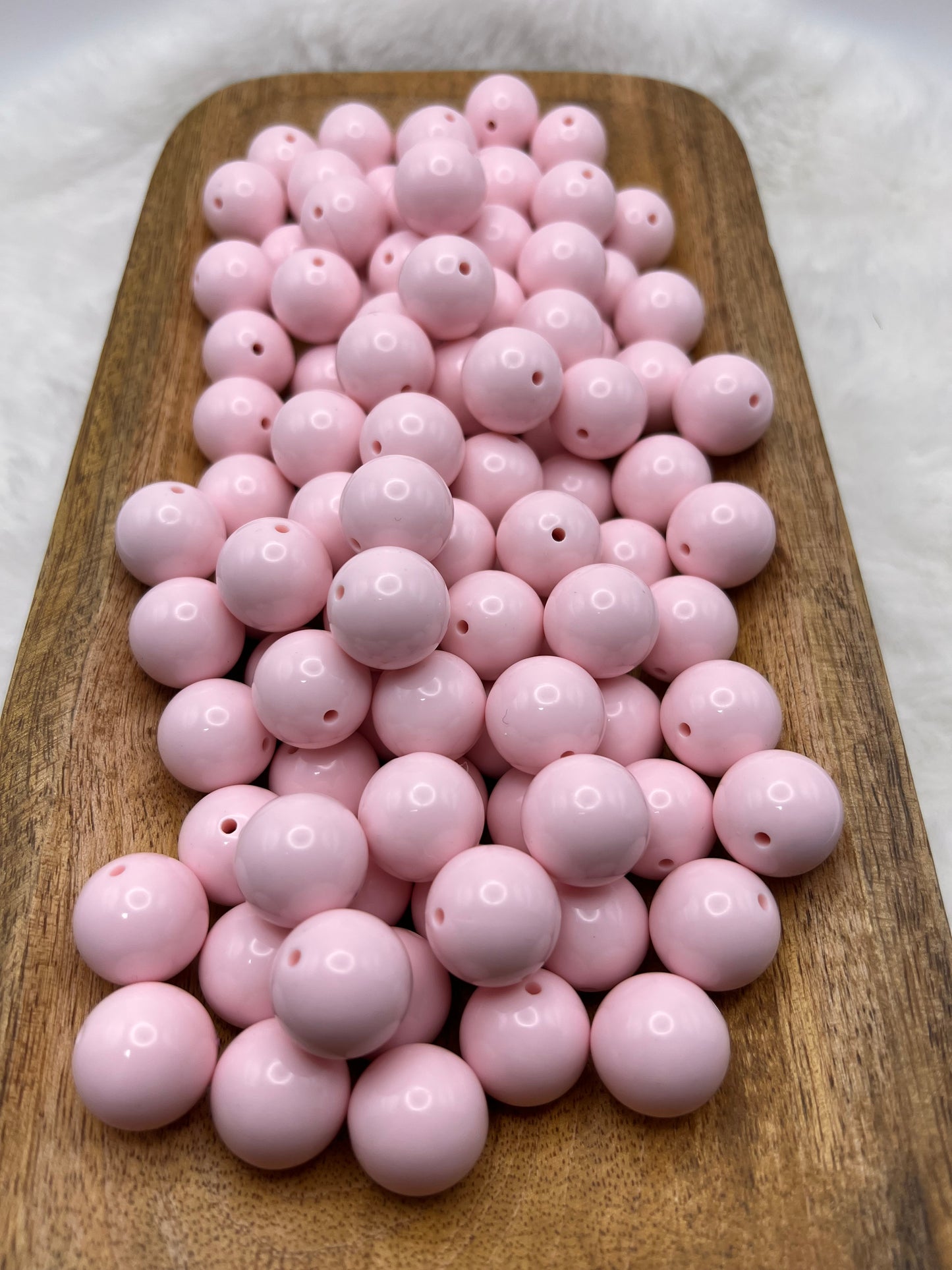 Pale pink 20mm solid bubblegum beads