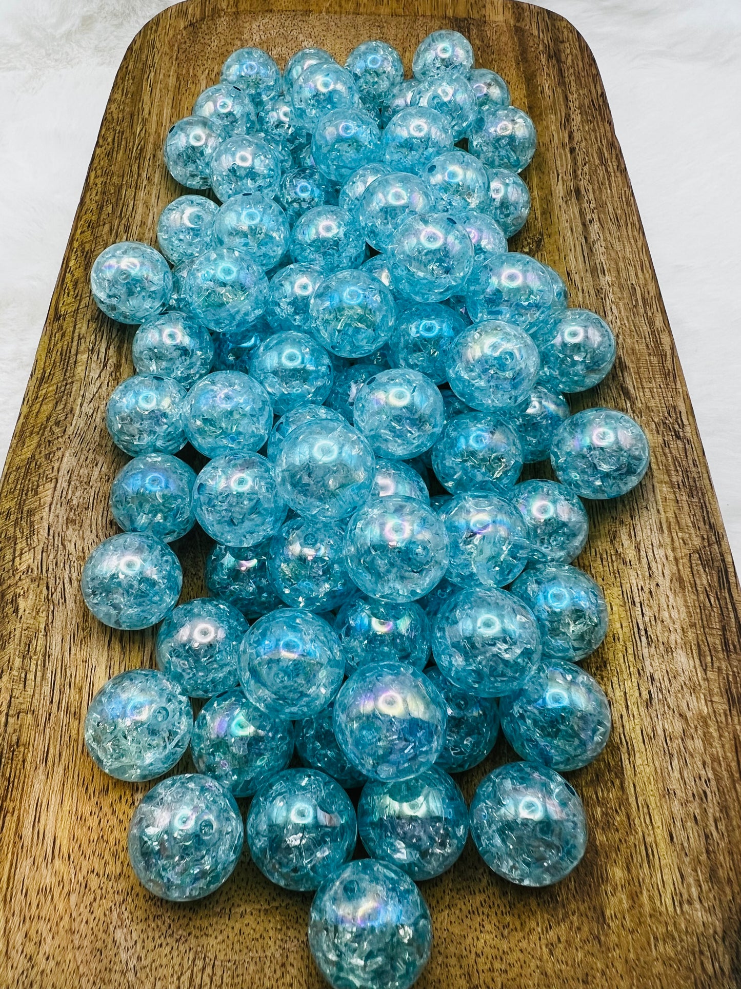 Sky blue 20mm crackle beads