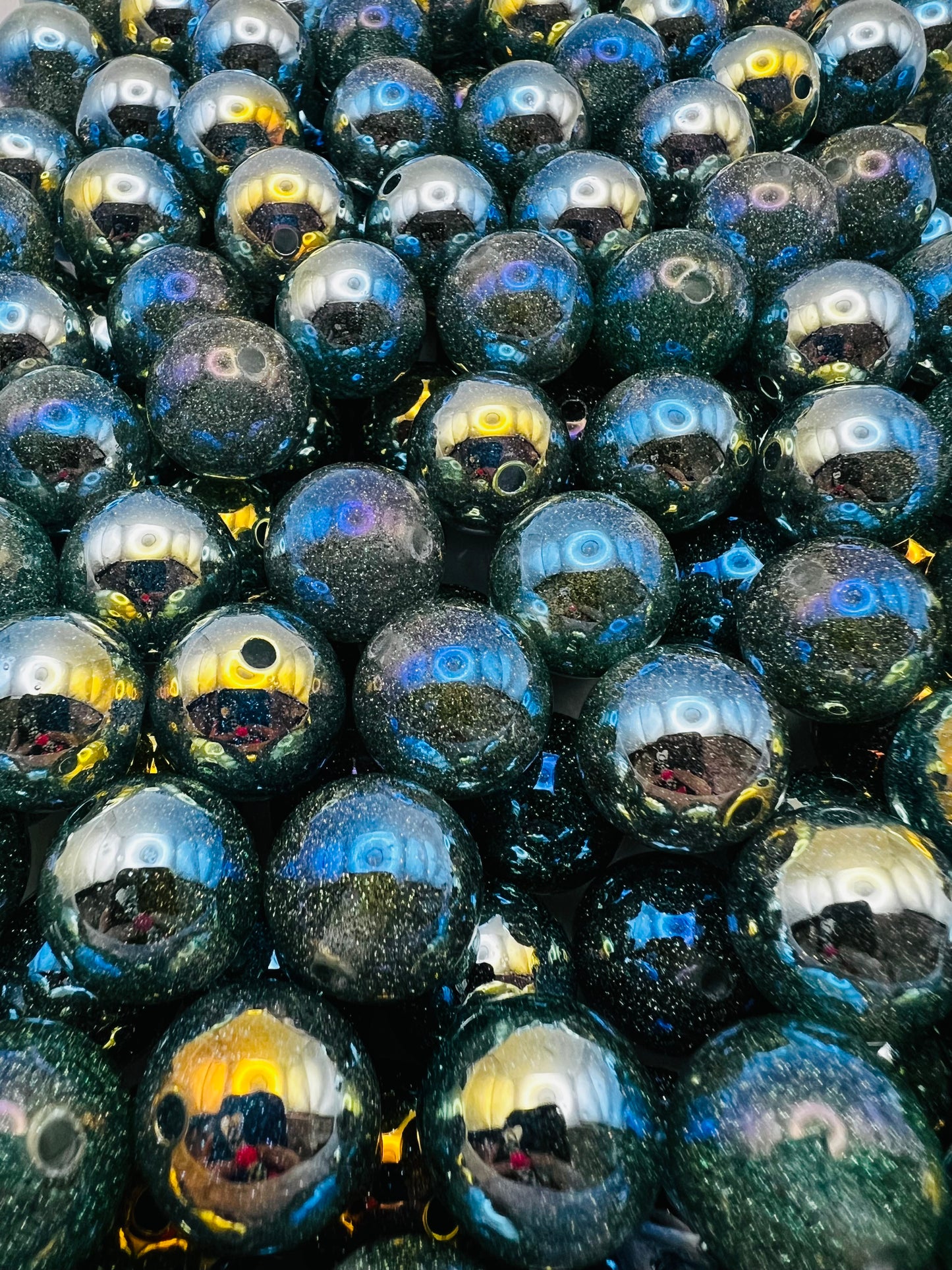 15mm holy glitter acrylic beads (6 different colors)