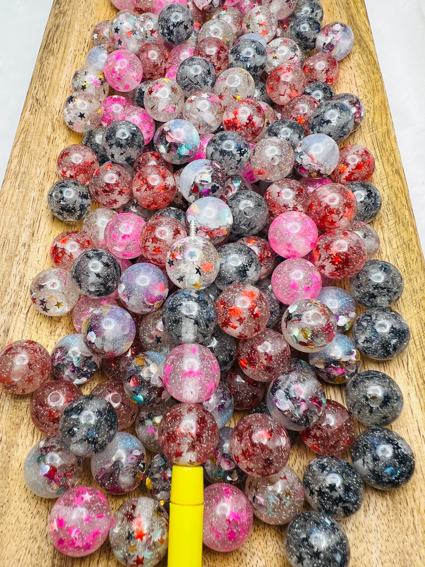 Glitter star film acrylic bead mix 15mm (pack of 10)