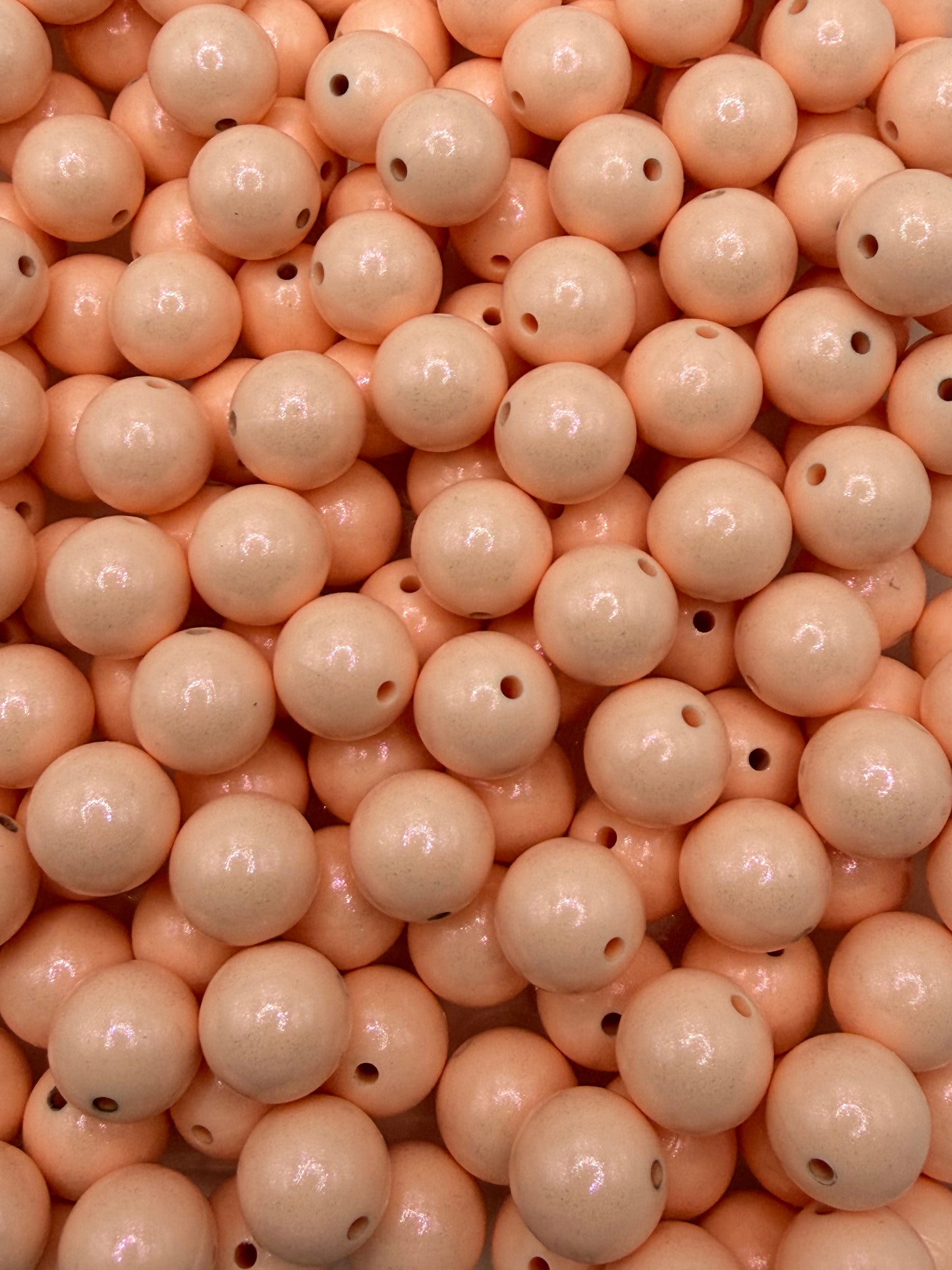 SO-119 15mm pale peach opal silicone beads