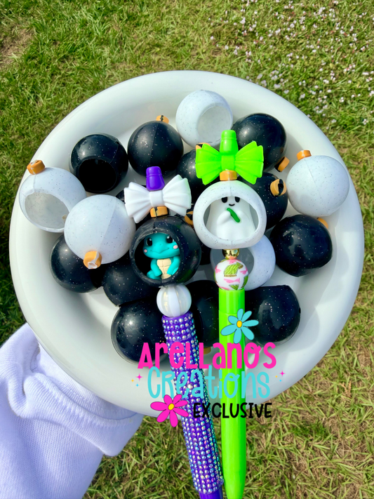 3D hallow glitter ornament EXCLUSIVE focal (black or white)