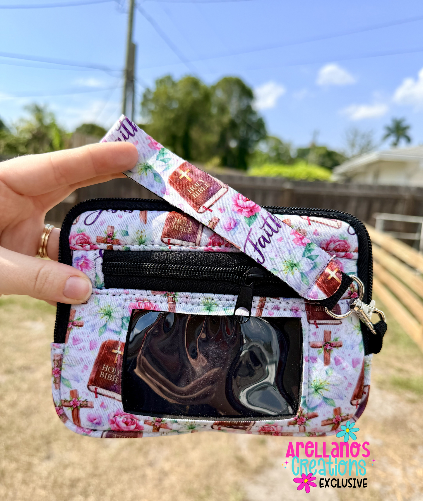 Jesus & Faith Wristlet Wallet (1ct) EXCLUSIVE