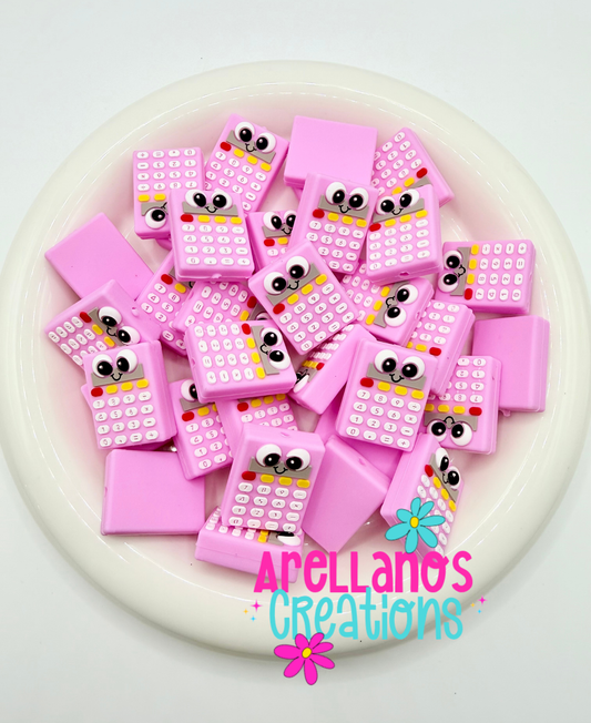 3D pink calculator EXCLUSIVE focal