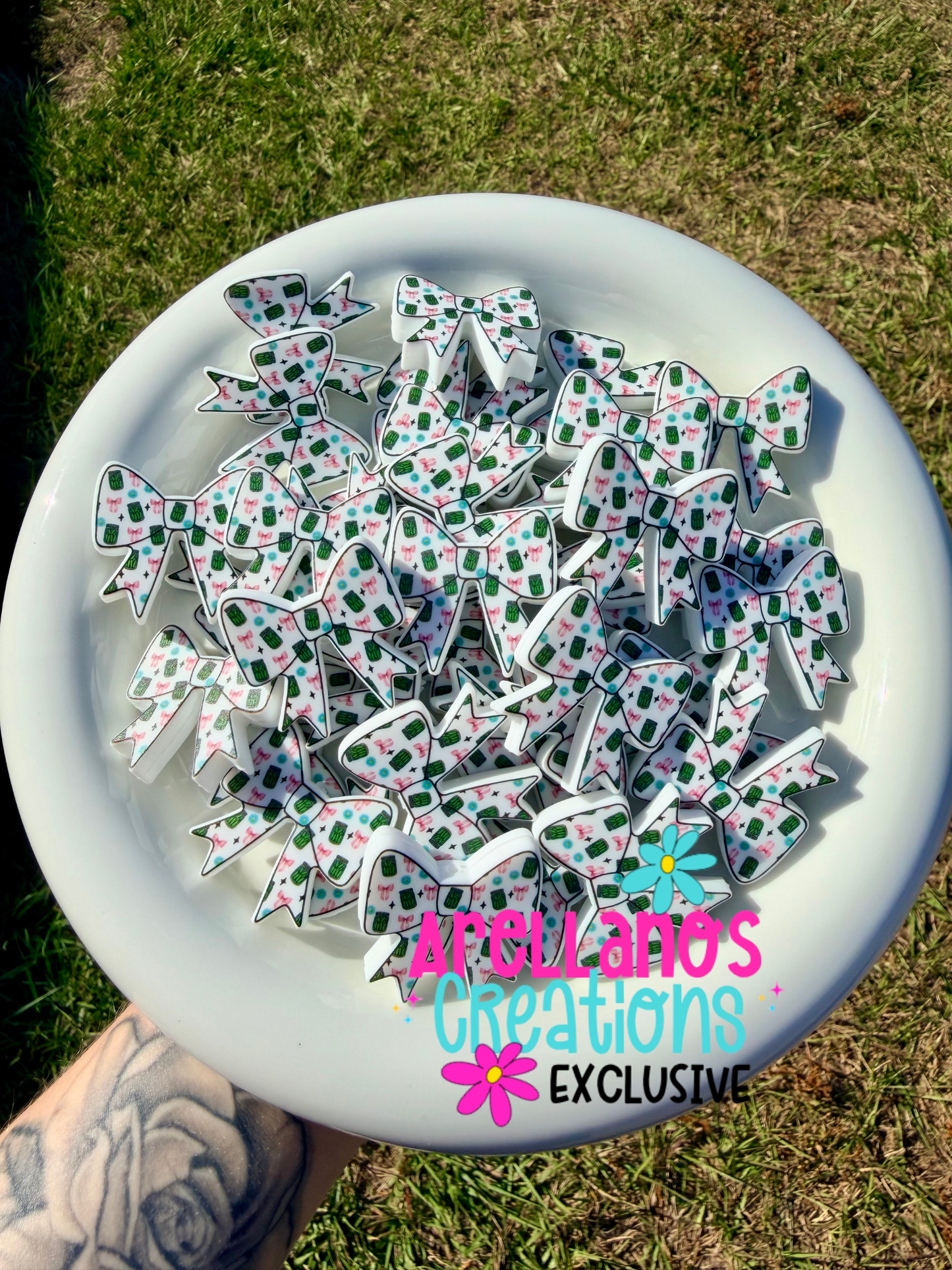 Pickle jars, bows & daisy flat printed bow focal EXCLUSIVE