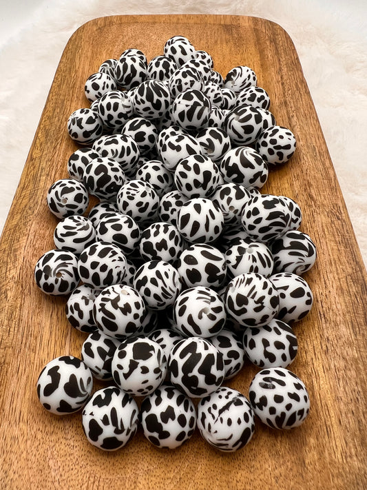 19mm B&W cow print silicone beads