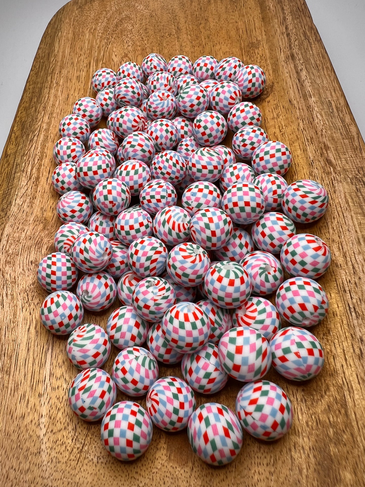 Jolly checkered print 15mm silicone beads (sold individually)