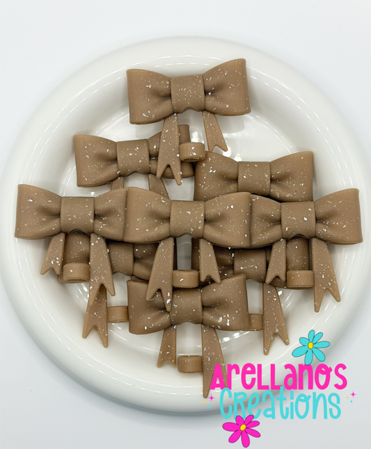 #285 Milky Beige Speckled Large Bow Straw Topper (1ct)