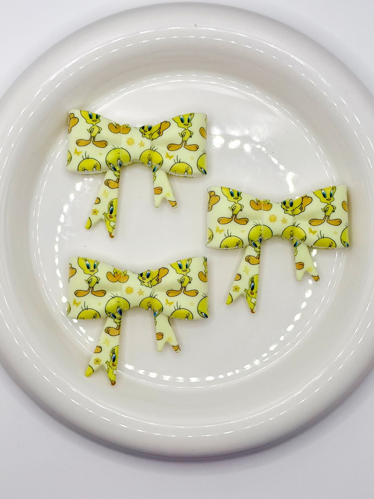 #374 Yellow Birdy large bow focal (1ct)