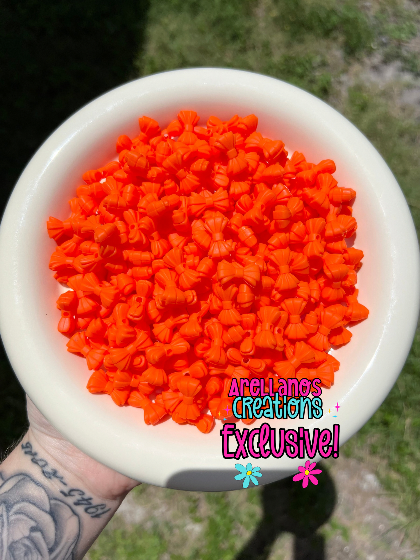 3D vivid orange ribbed bow EXCLUSIVE focal