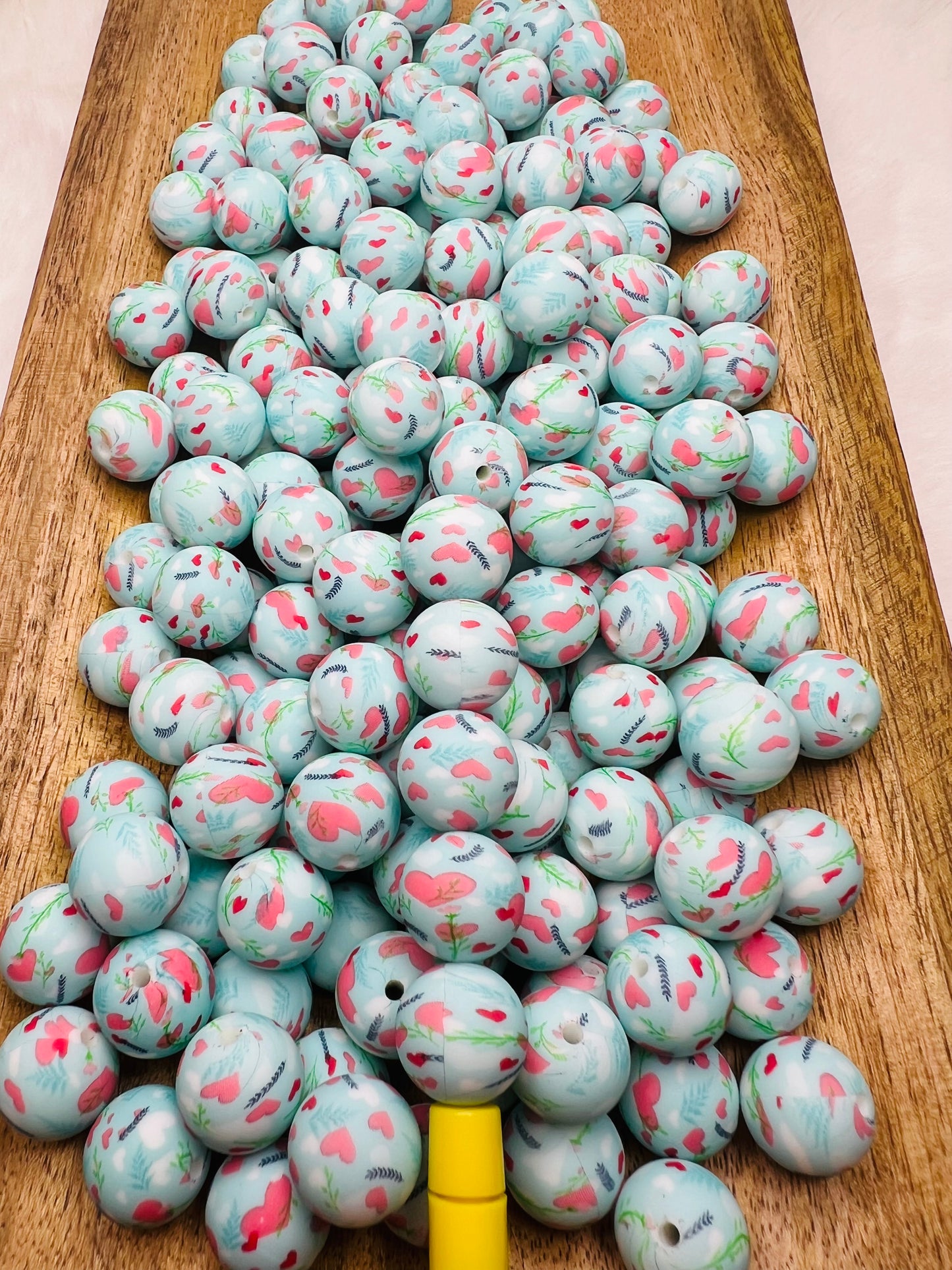 Heart floral printed 15mm silicone beads