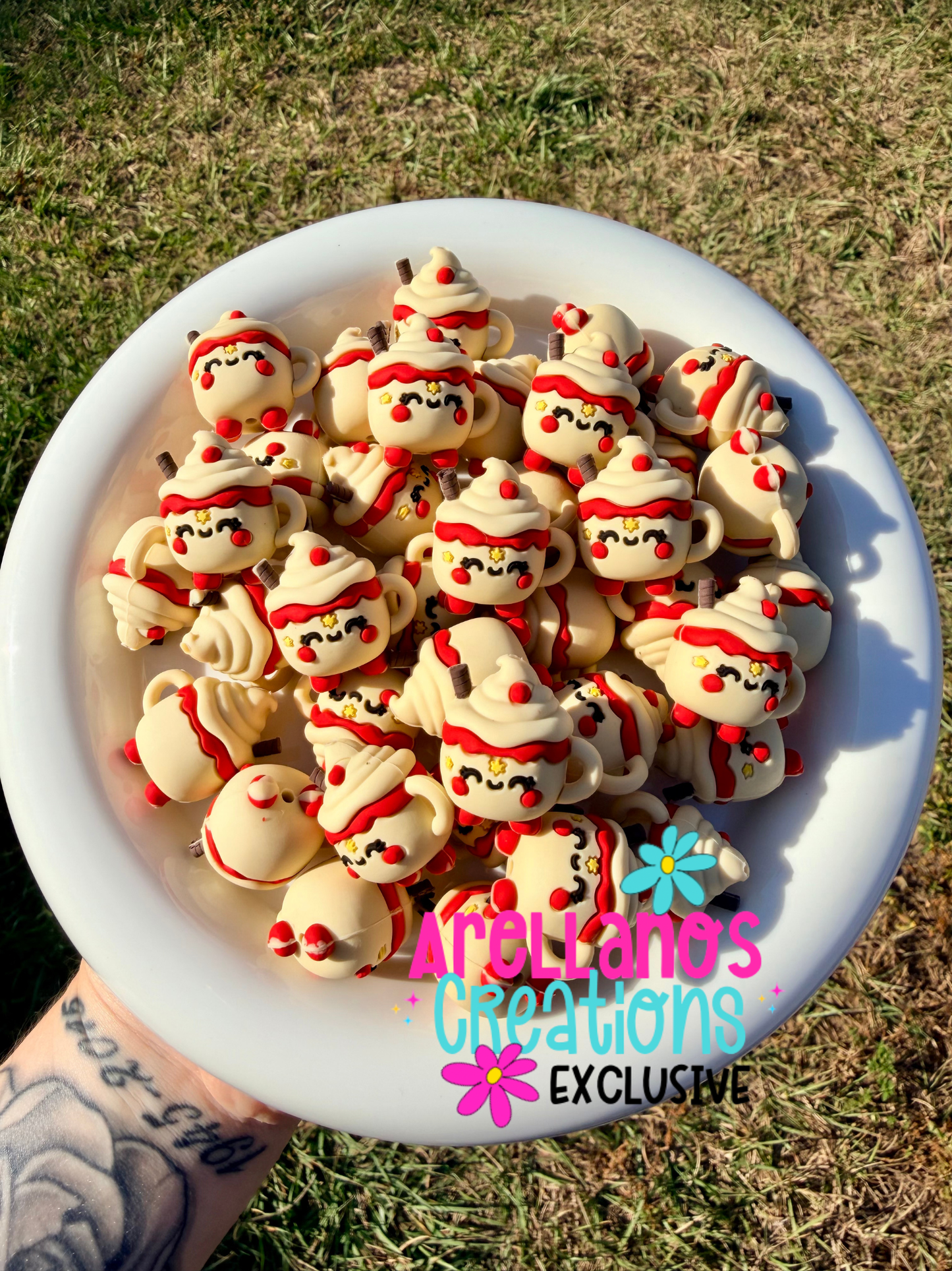 3D sweet cream latte EXCLUSIVE collab focal