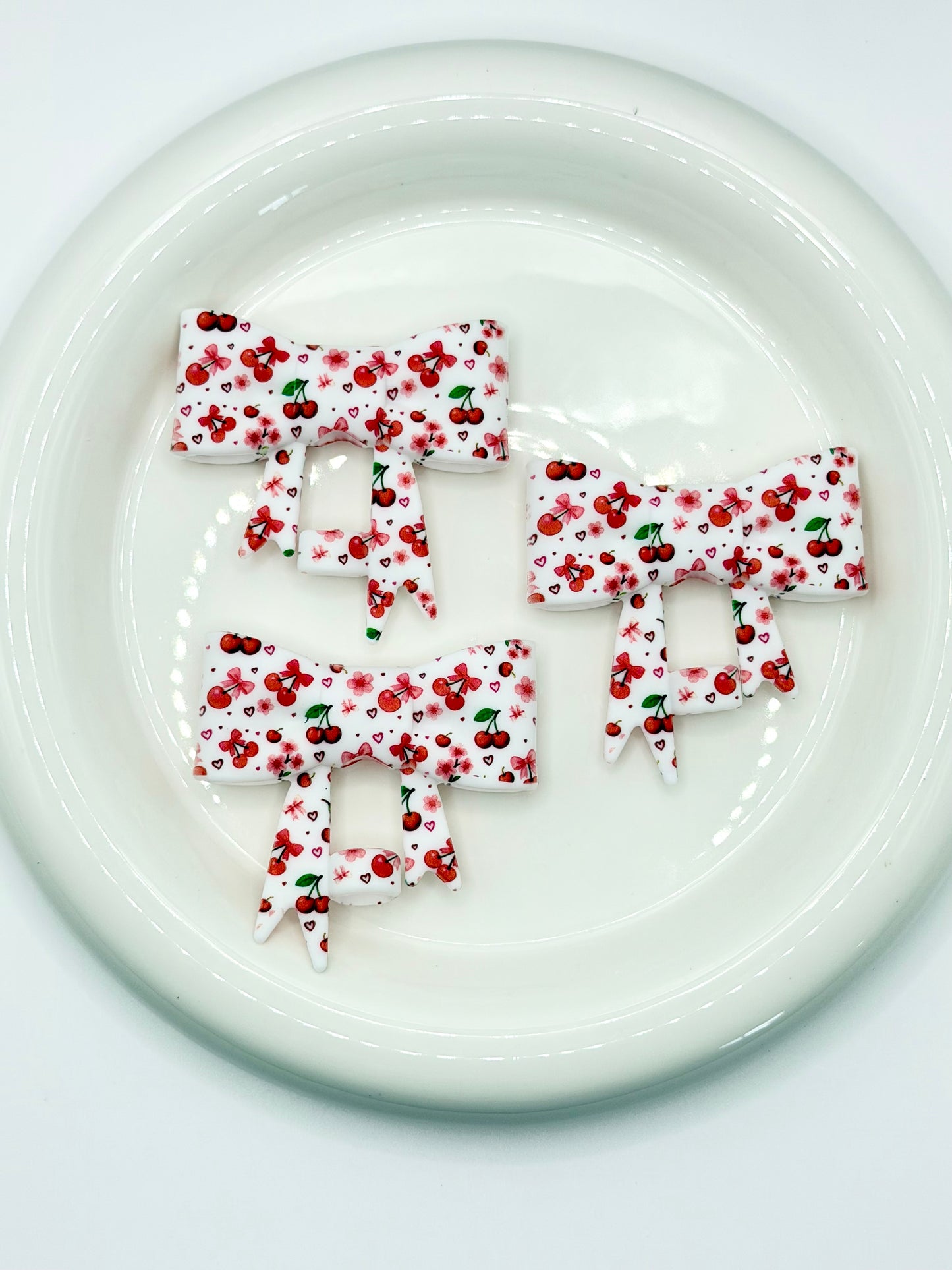 #413 Cherry Sweetheart large bow straw topper (1ct)
