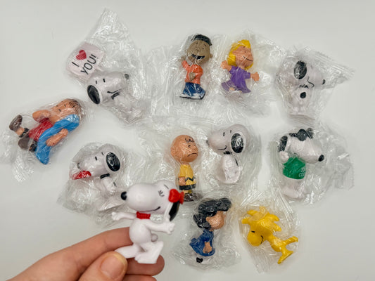 White dog mix (pack of 12)